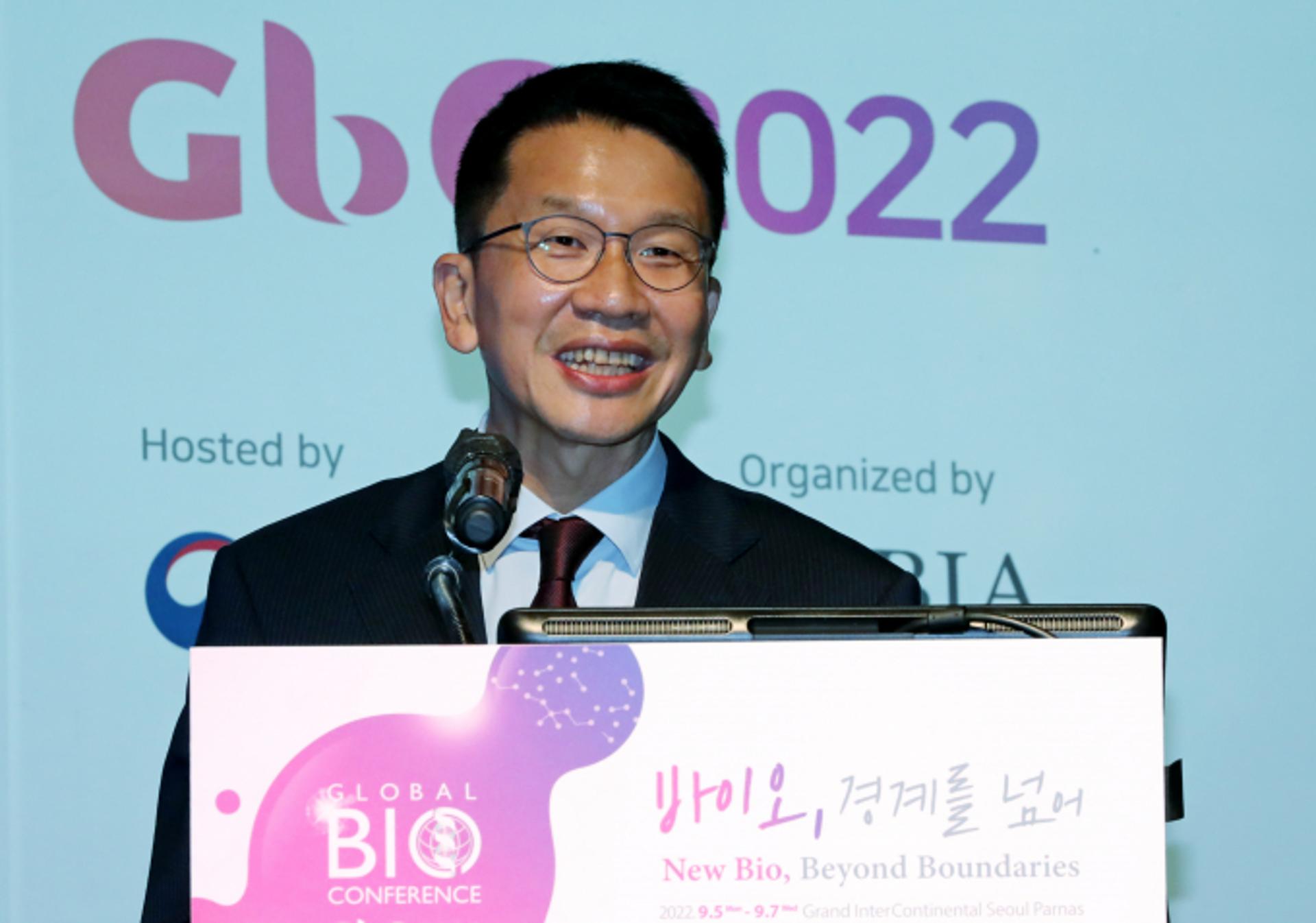 SK, 7년 만에 대규모 인적쇄신… 배경엔 '서든데스' 위기감