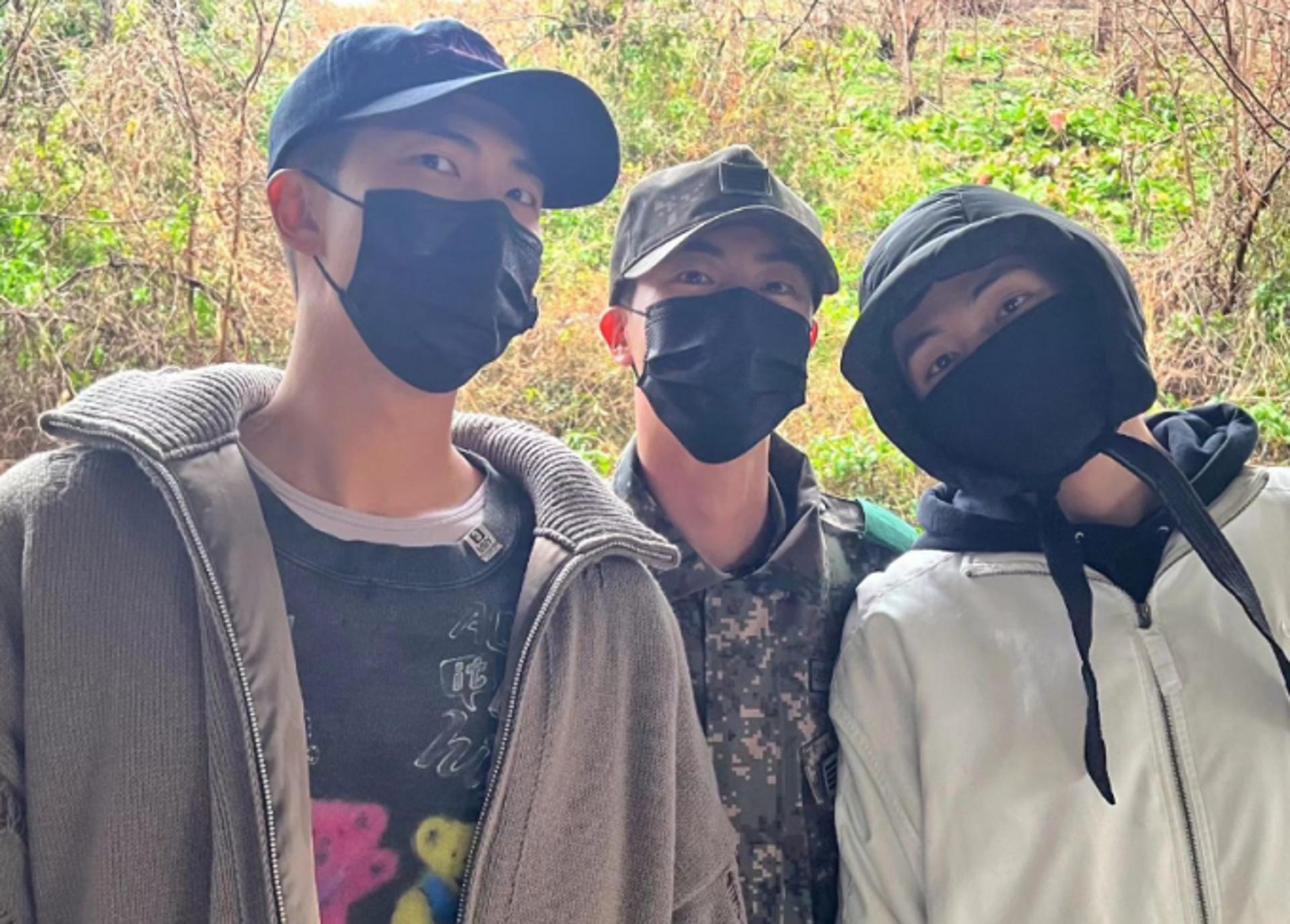 "조심히 다녀와 내 새끼"… BTS 내일까지 전원 입대