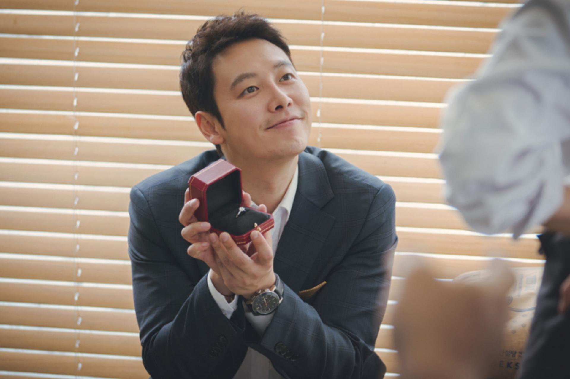 "♥인생 함께 헤쳐나갈 사람"… 김동욱, 비공개 결혼식