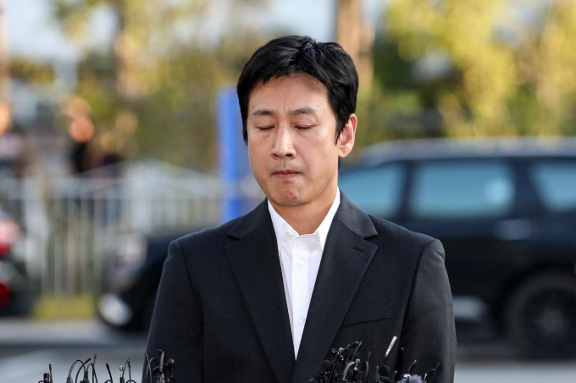 故 이선균 소속사 "비통·참담한 심정 가눌 길 없다"… 사망 공식화