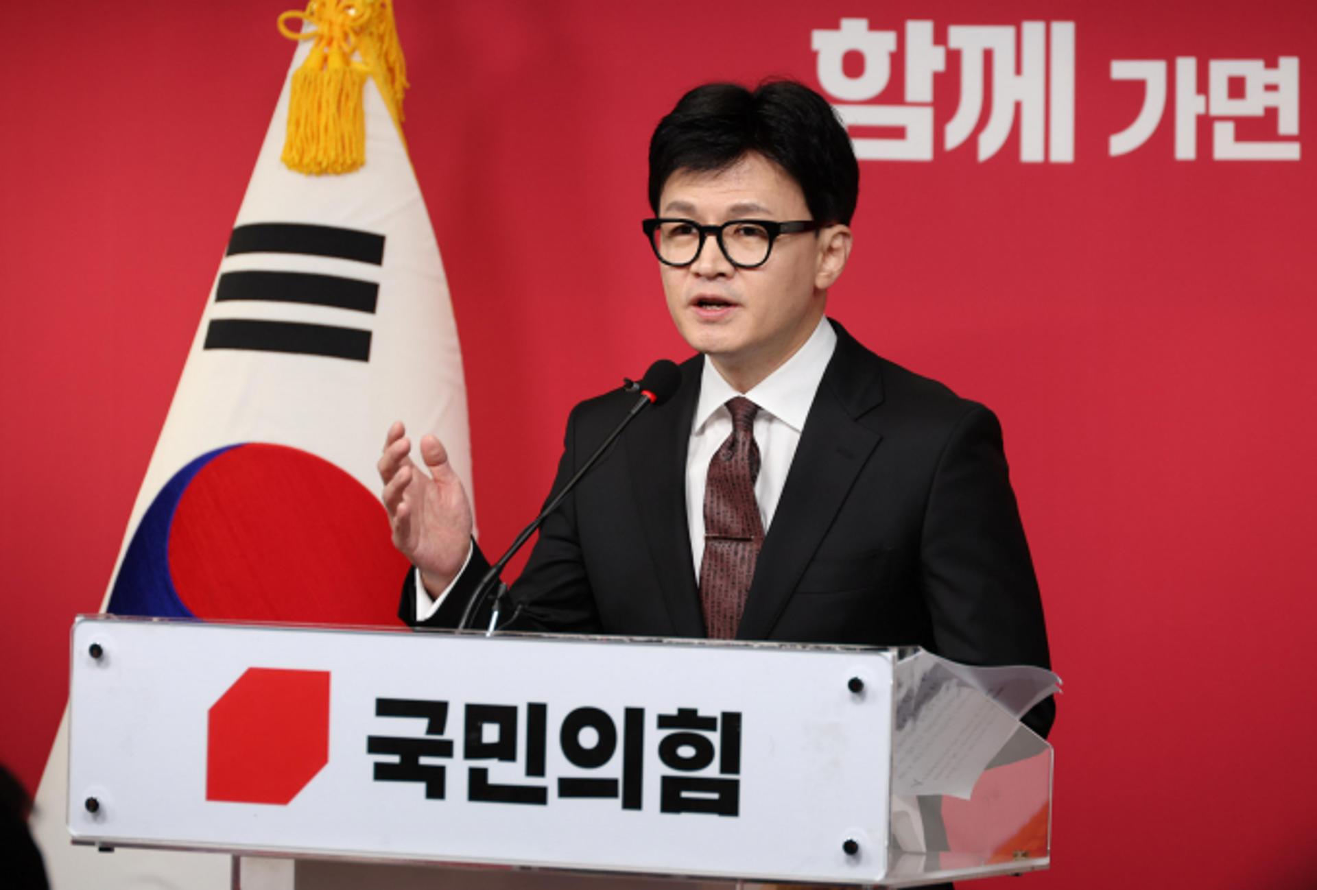與, 28일 비대위 인선 공개… "내일부터 비대위 체제로 전환"