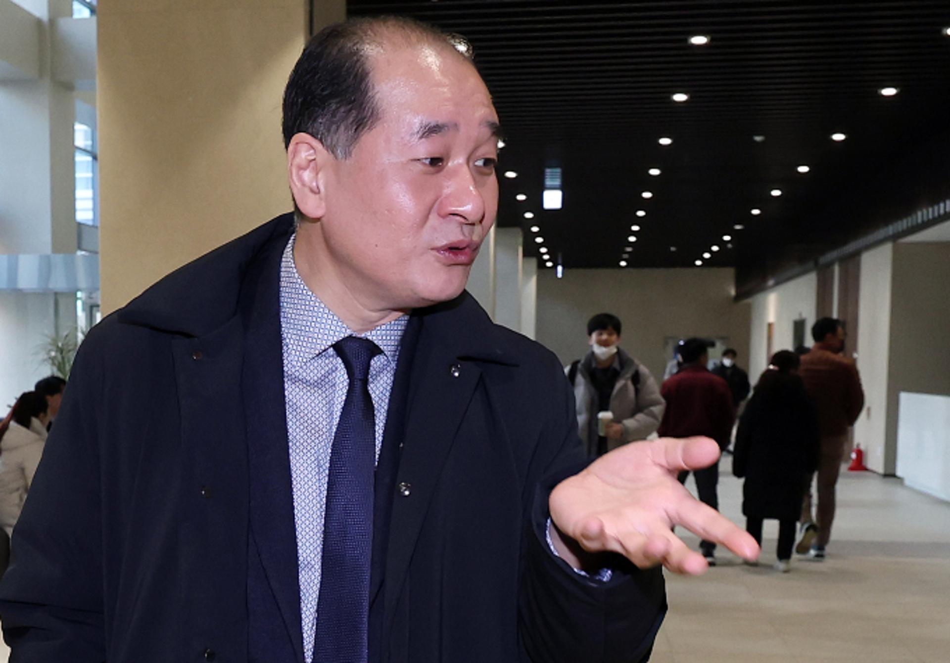 '배터리 아저씨' 사칭 사기주의보… '금융 전문가' 사칭해 거액 편취