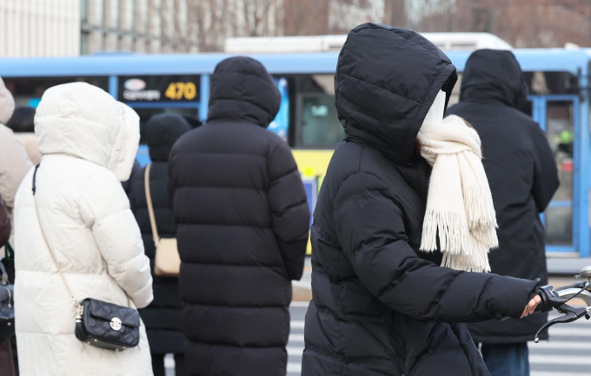 [내일 날씨] 찬 바람 '쌩쌩' 부는 월요일… 출근길 최저 -16도