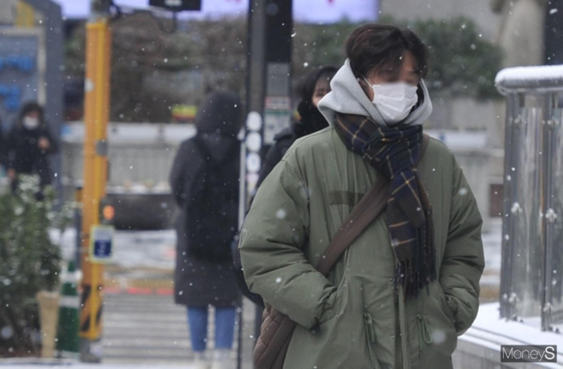 [내일 날씨] 전국 대부분 눈·비… "서울 낮 5도"