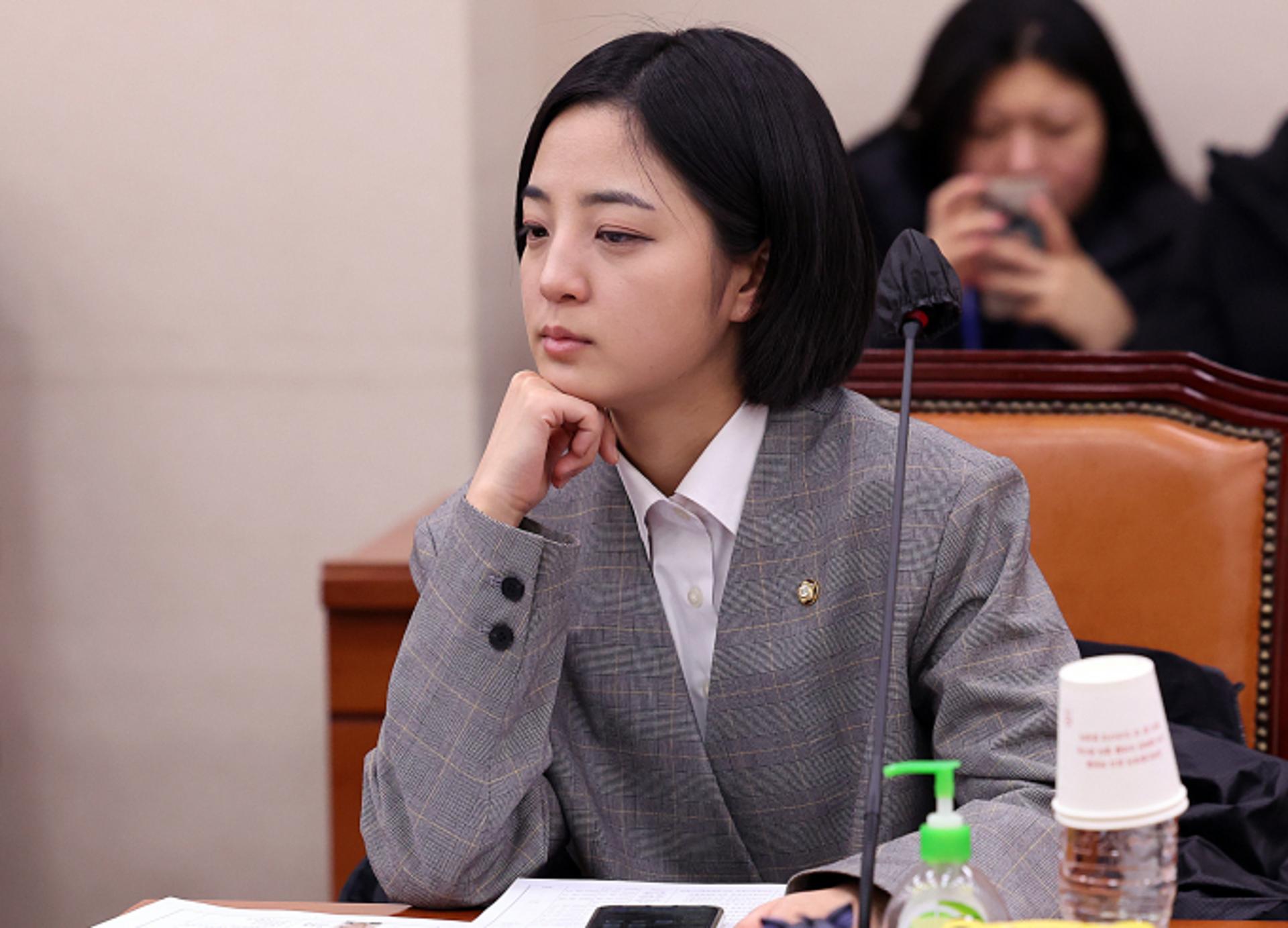 탈당 요구에 선긋기… 류호정 "다함께 '제3지대' 가야"
