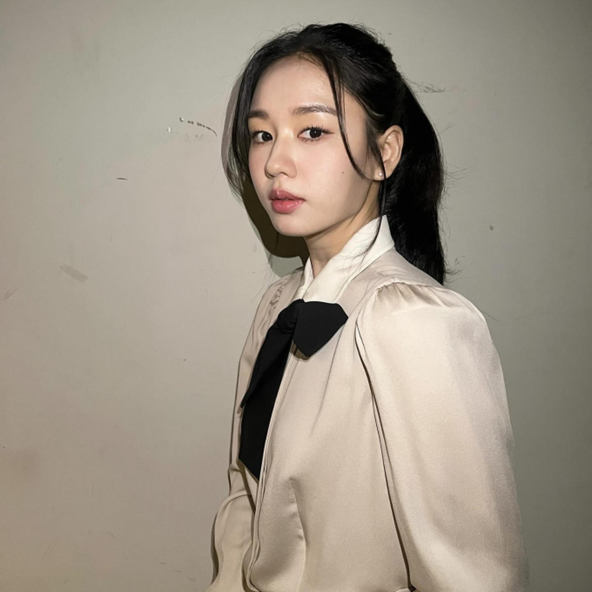 안은진, 블라우스 입고도 고전미 넘치는 '길채 낭자'