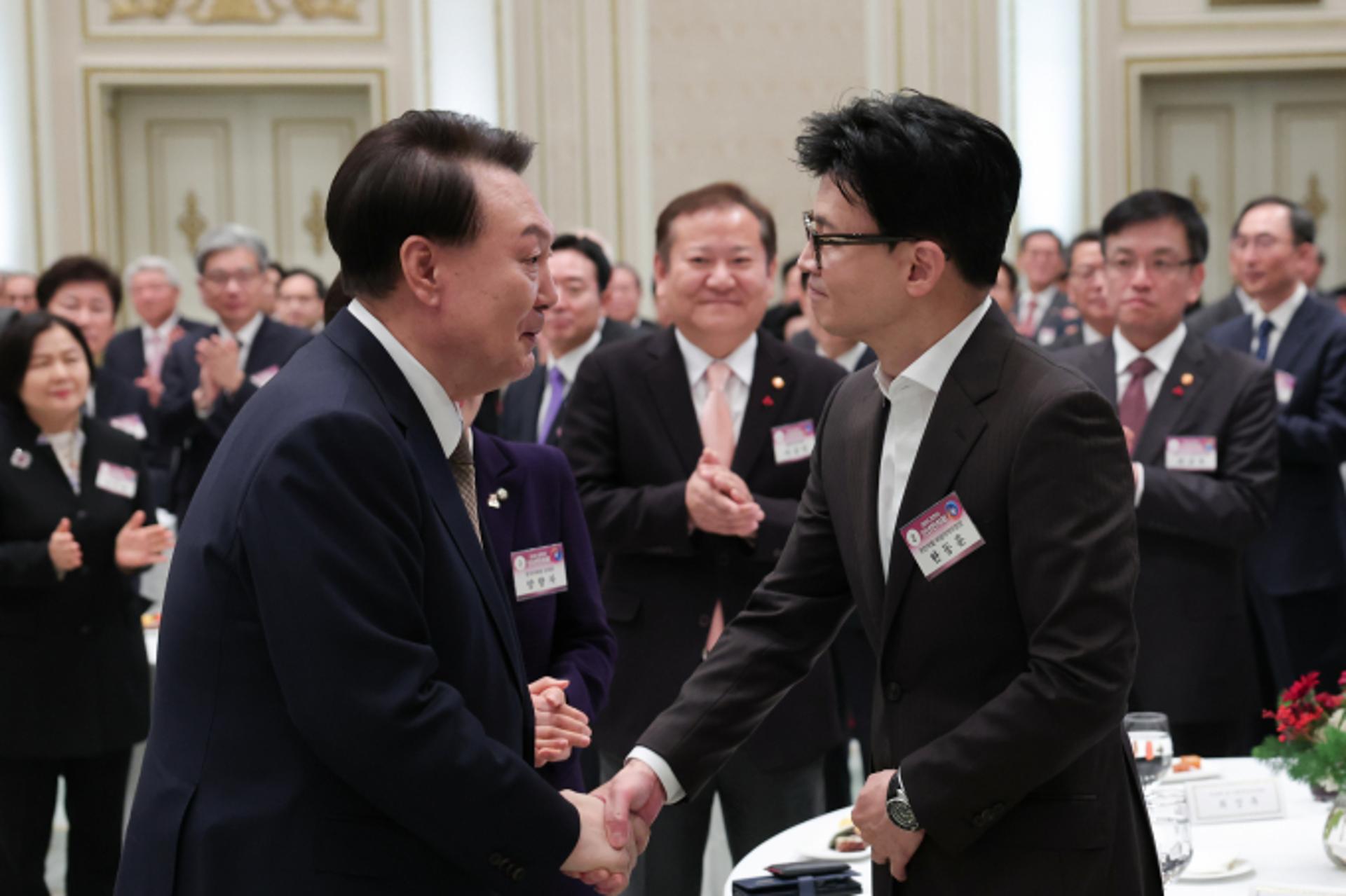 尹·한동훈, 서천특화시장 방문 예정… 갈등설 이틀 만에 만남