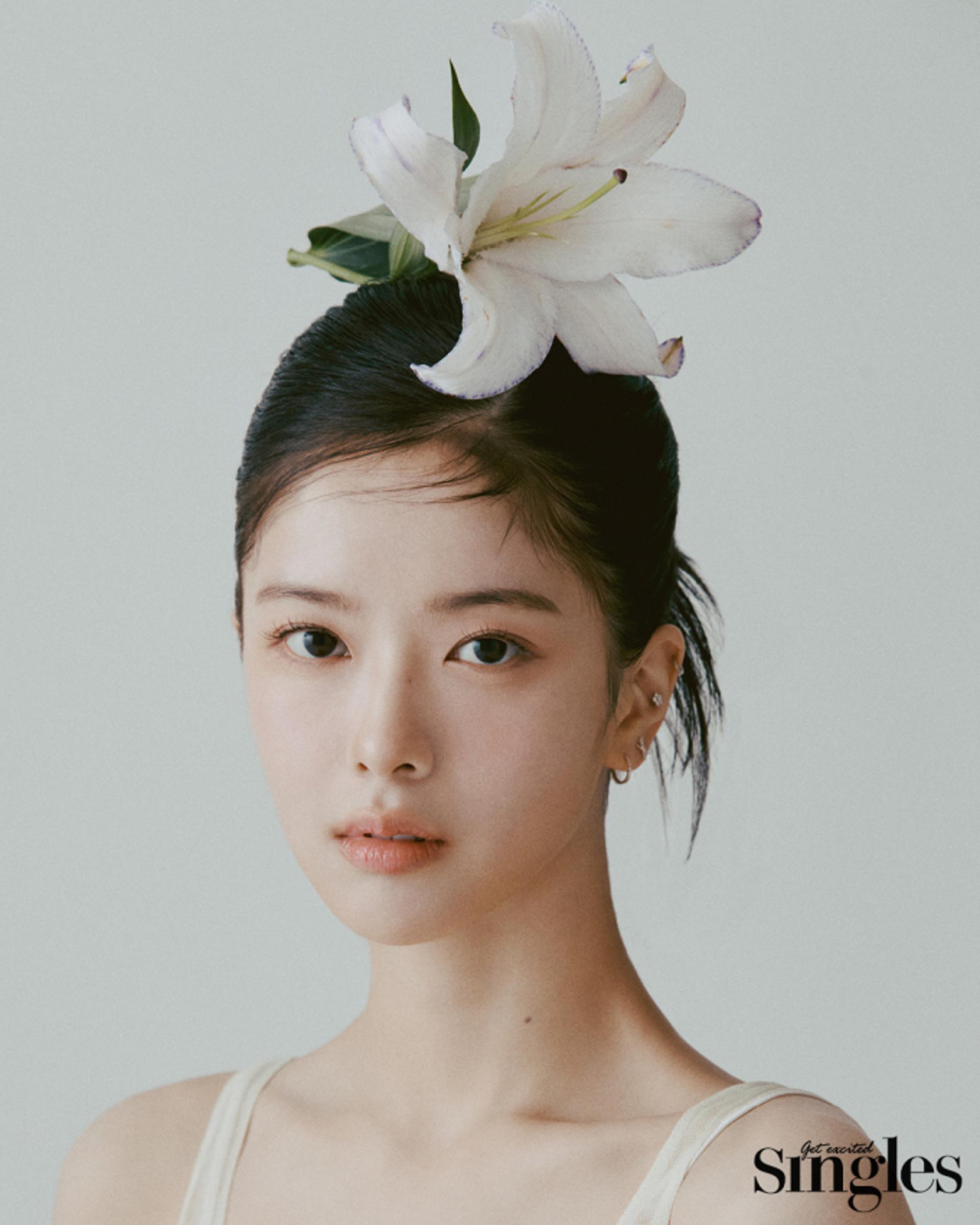 노정의, 비주얼 화보 공개…무결점 미모로 뽐낸 청초미