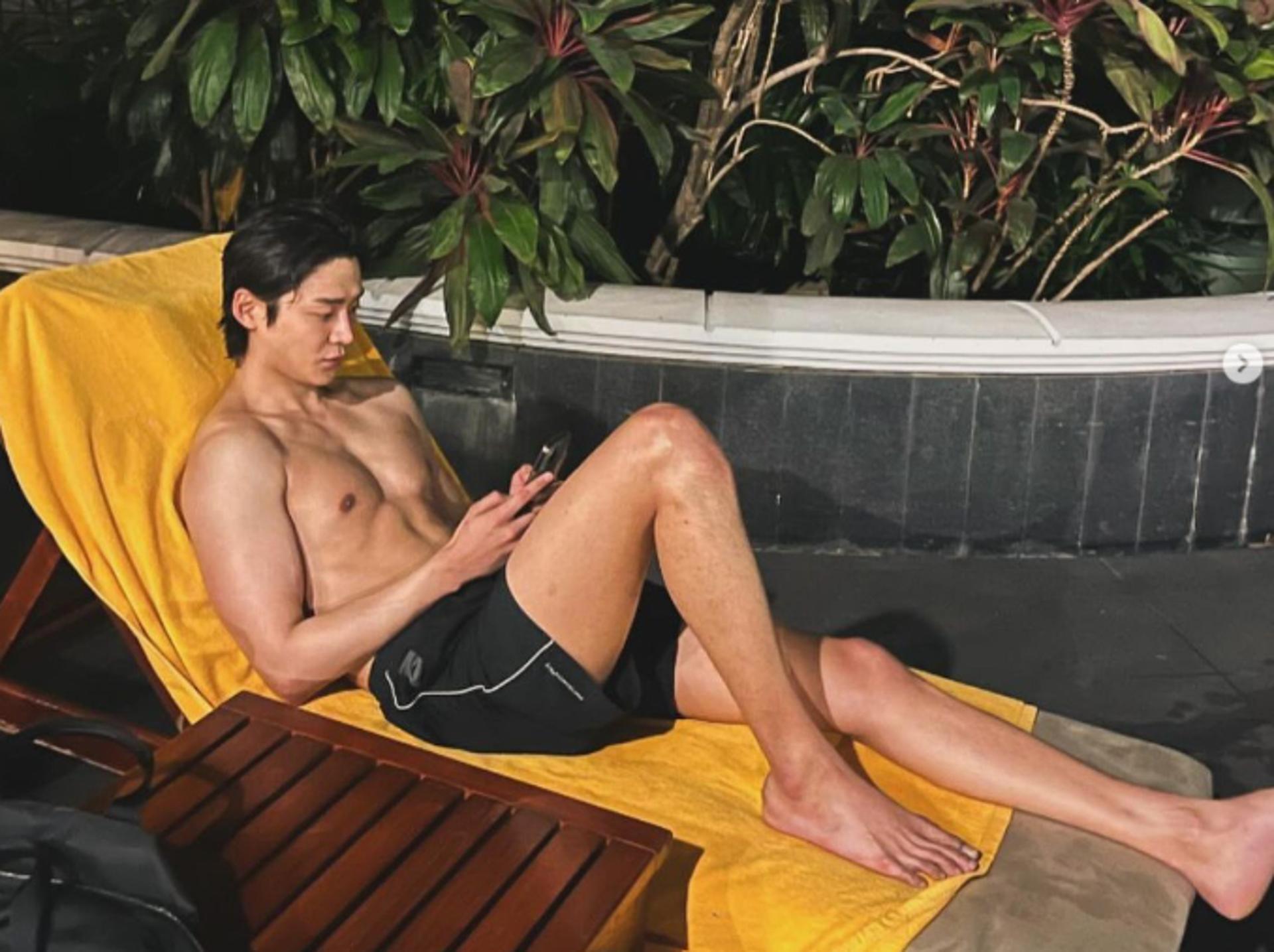 로운, 쩍쩍 갈라지다 못해 잔뜩 성난 근육