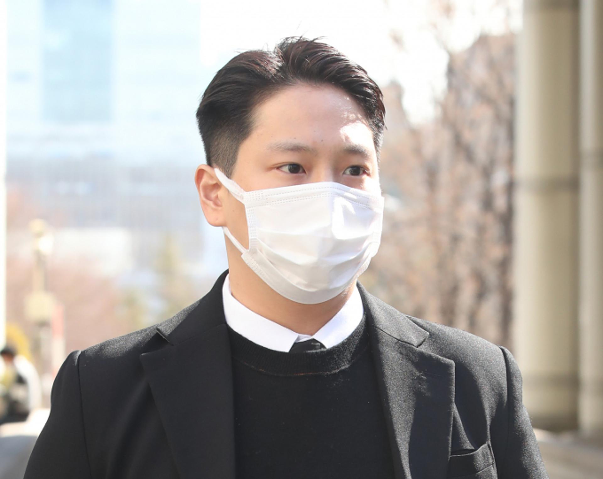 "선처 부탁"… '재판 중 또 성범죄' B.A.P 힘찬, 오늘 선고기일