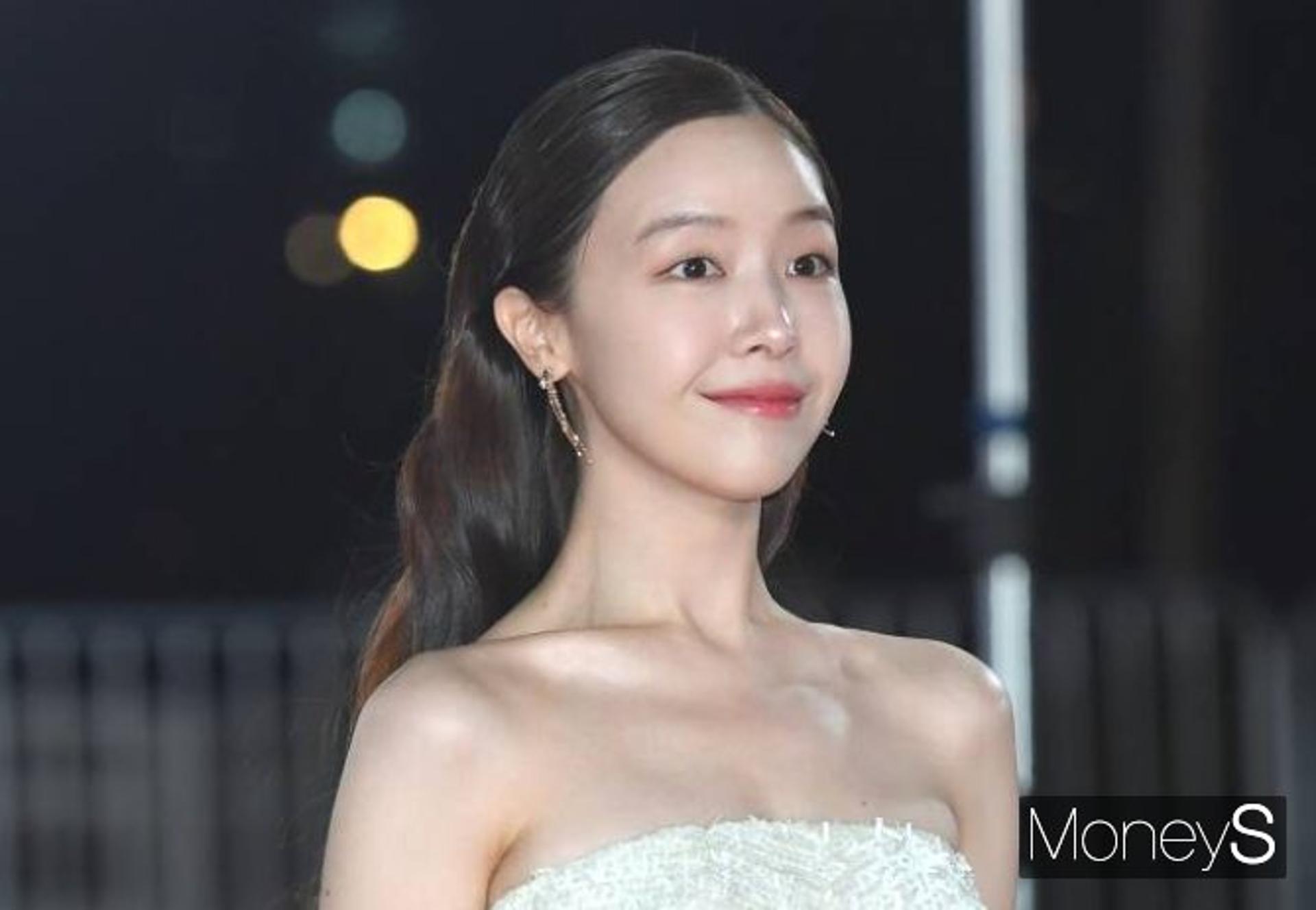 父와 애틋했는데… '걸스데이' 방민아, 부친상 비보