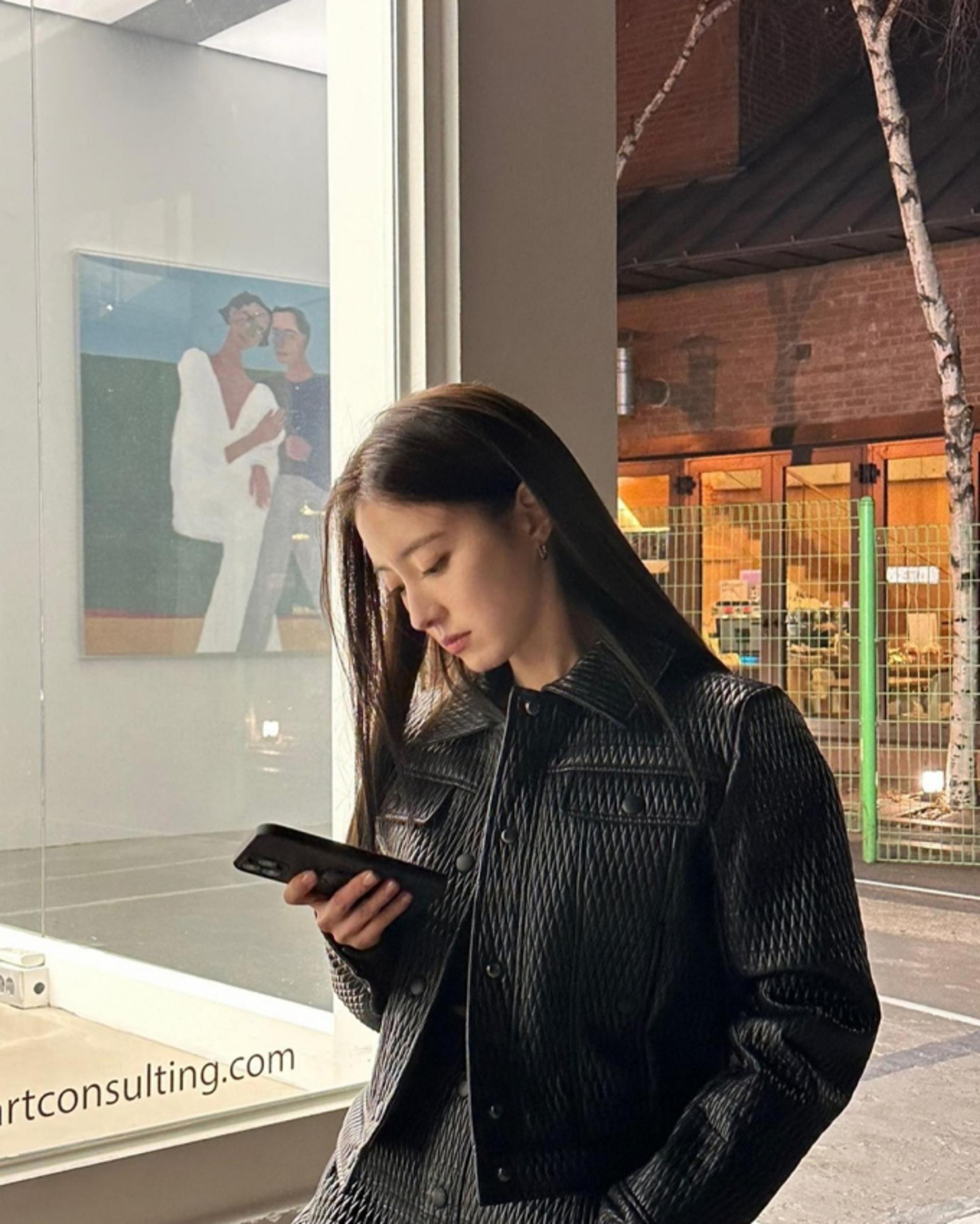 이세영, 멋이 줄줄…블랙 퀼팅 셋업 룩