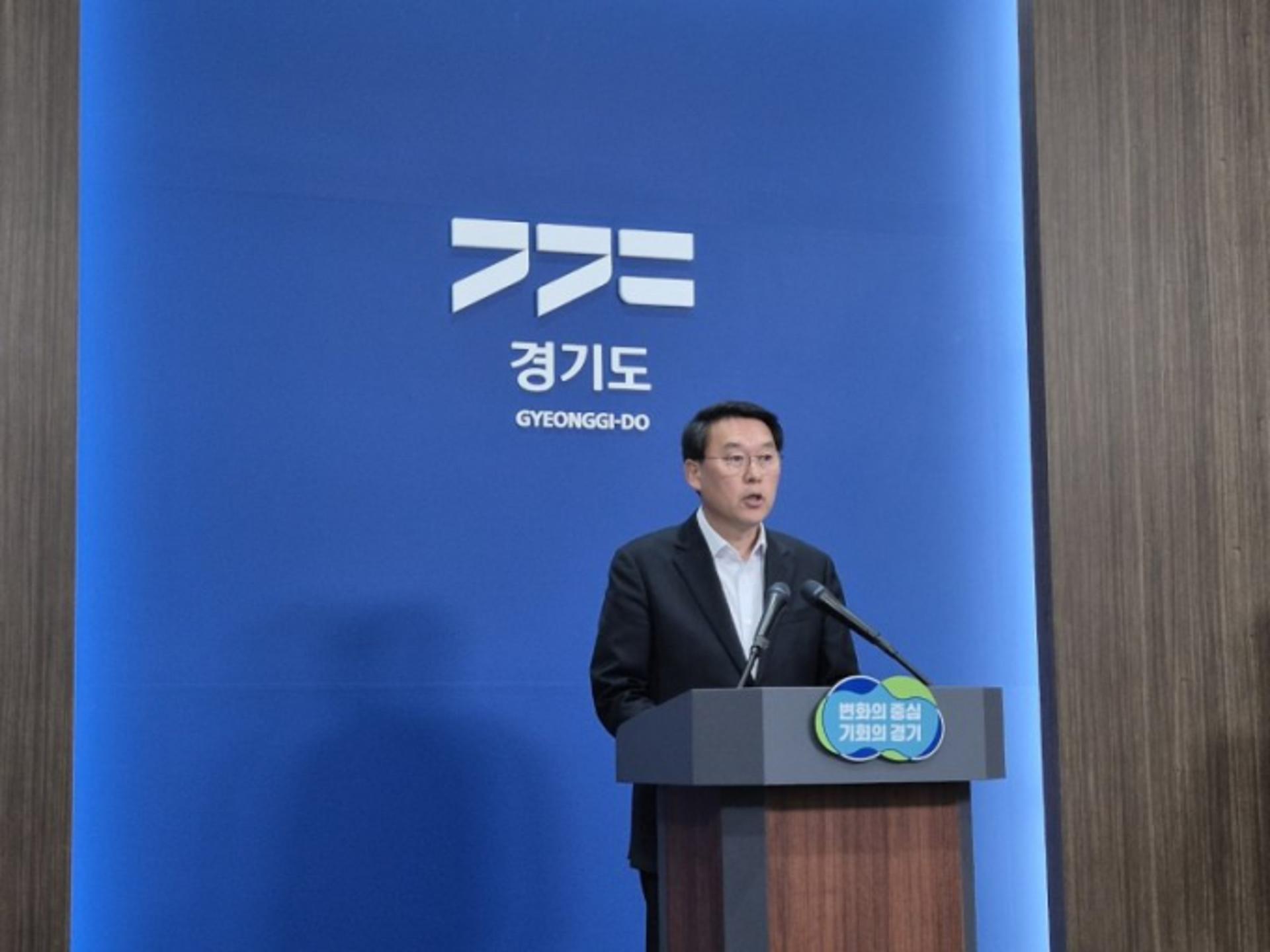기후카드 두고 오세훈-김동연 연일 티격태격