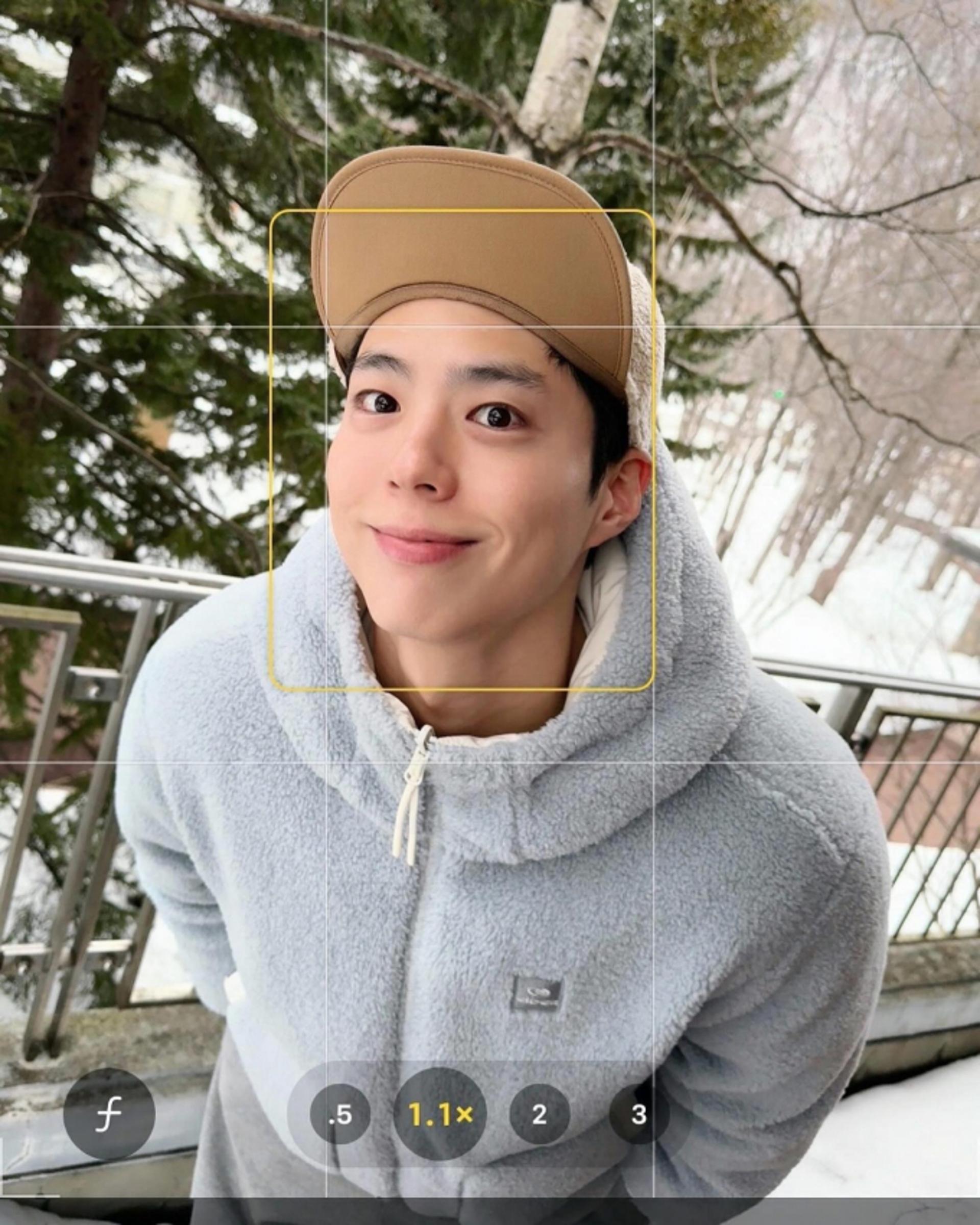 박보검, 훈훈한 겨울 남친룩…"눈보다 환한 비주얼"