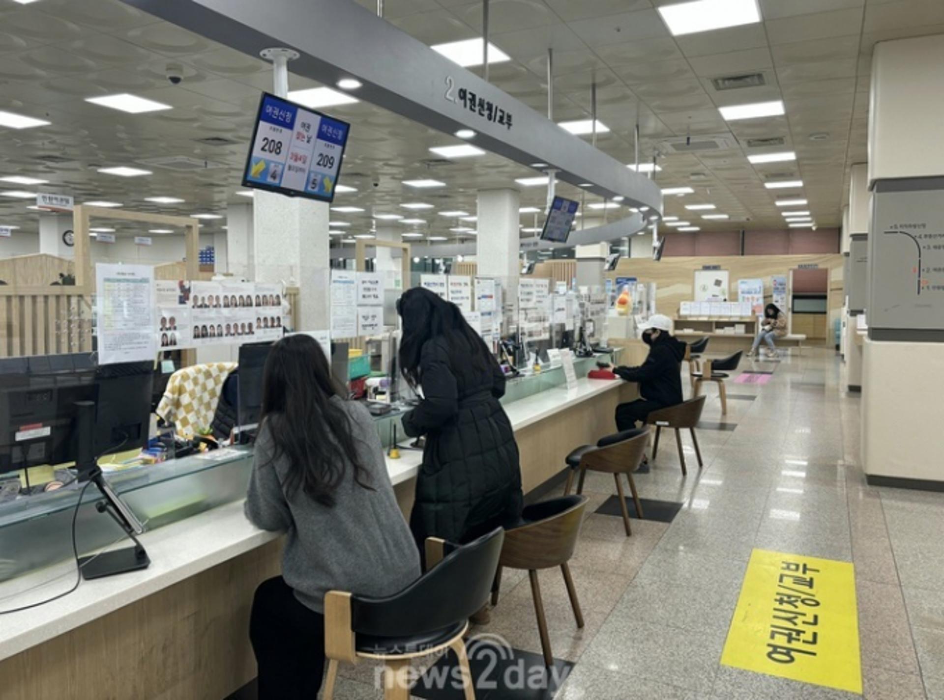 "화성시 AI기반 민원상담 배우자" 벤치마킹 방문 줄이어