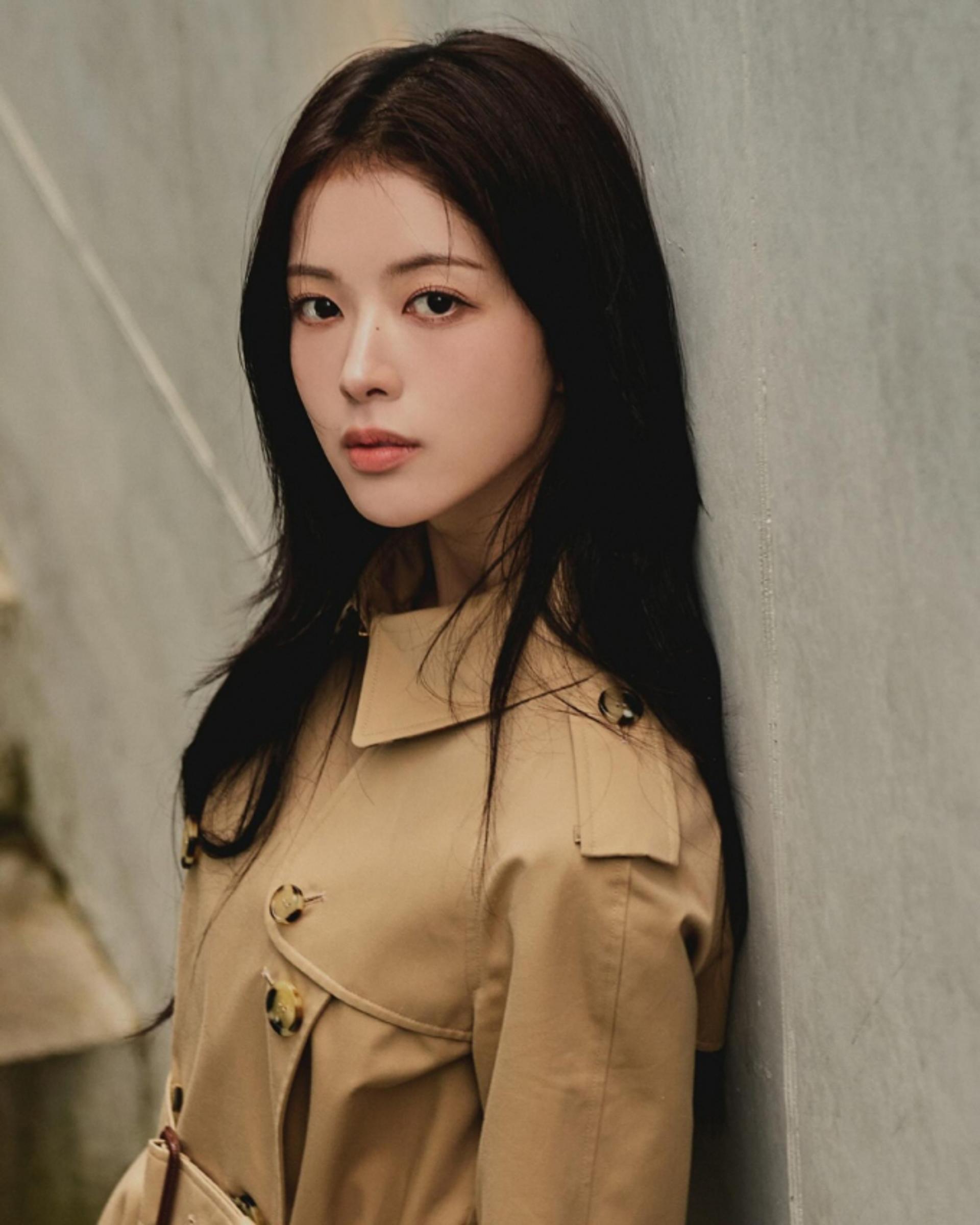노정의, 트렌치 코트 하나로 분위기 여신