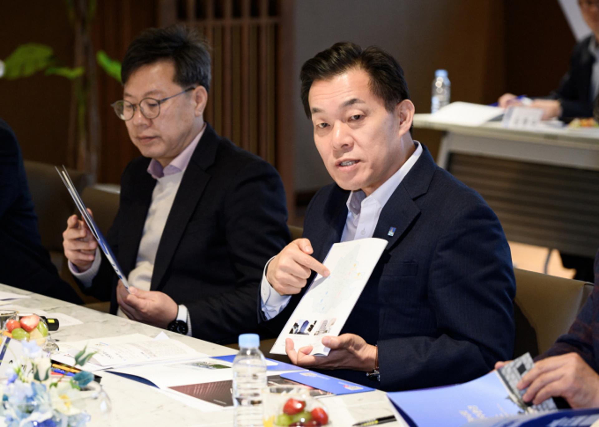 이재준 수원시장, 기업인들과 상생 발전방안 논의