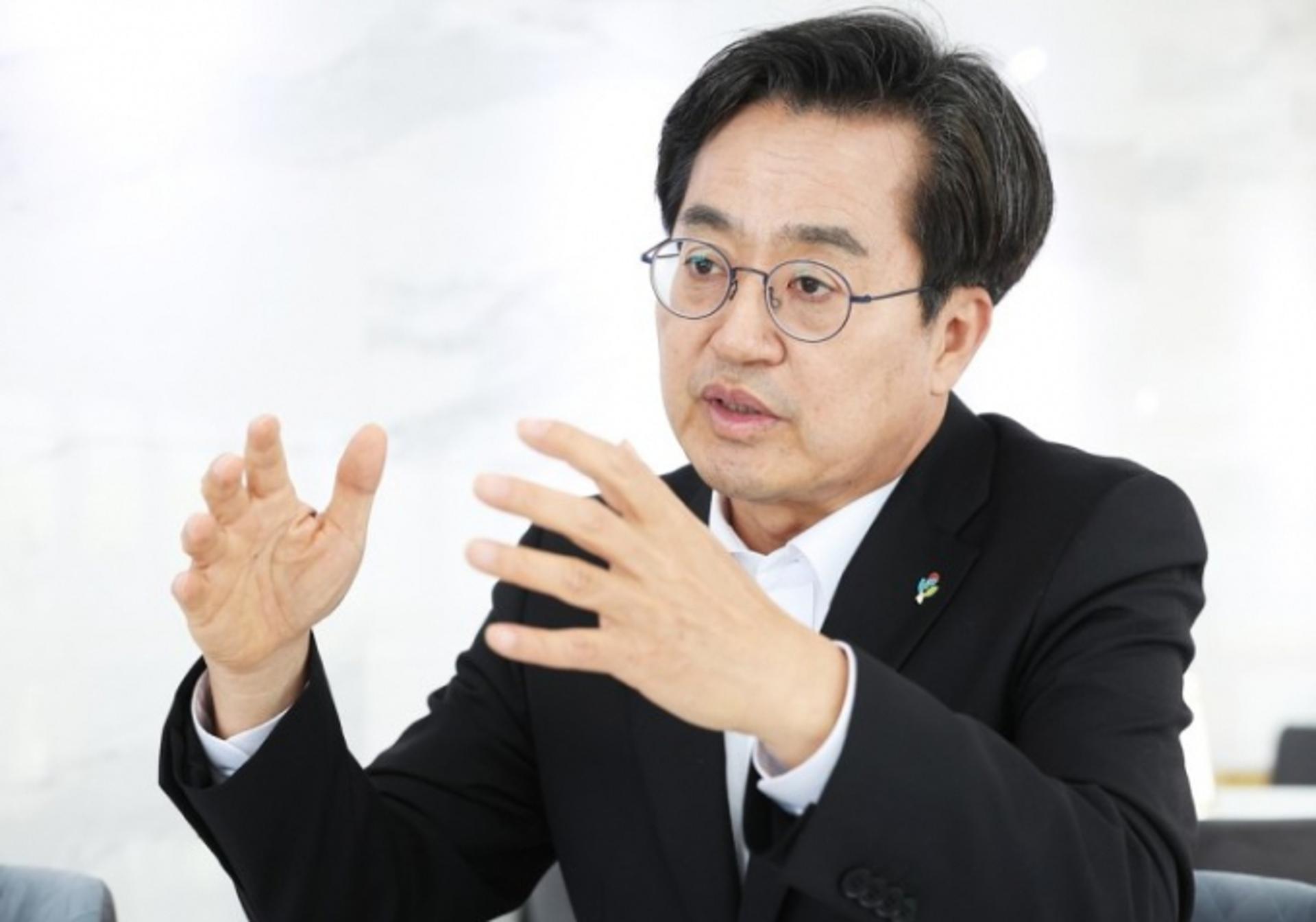 김동연 "여성 경제활동에 우리 미래 달려" 일터·일상평등 제안