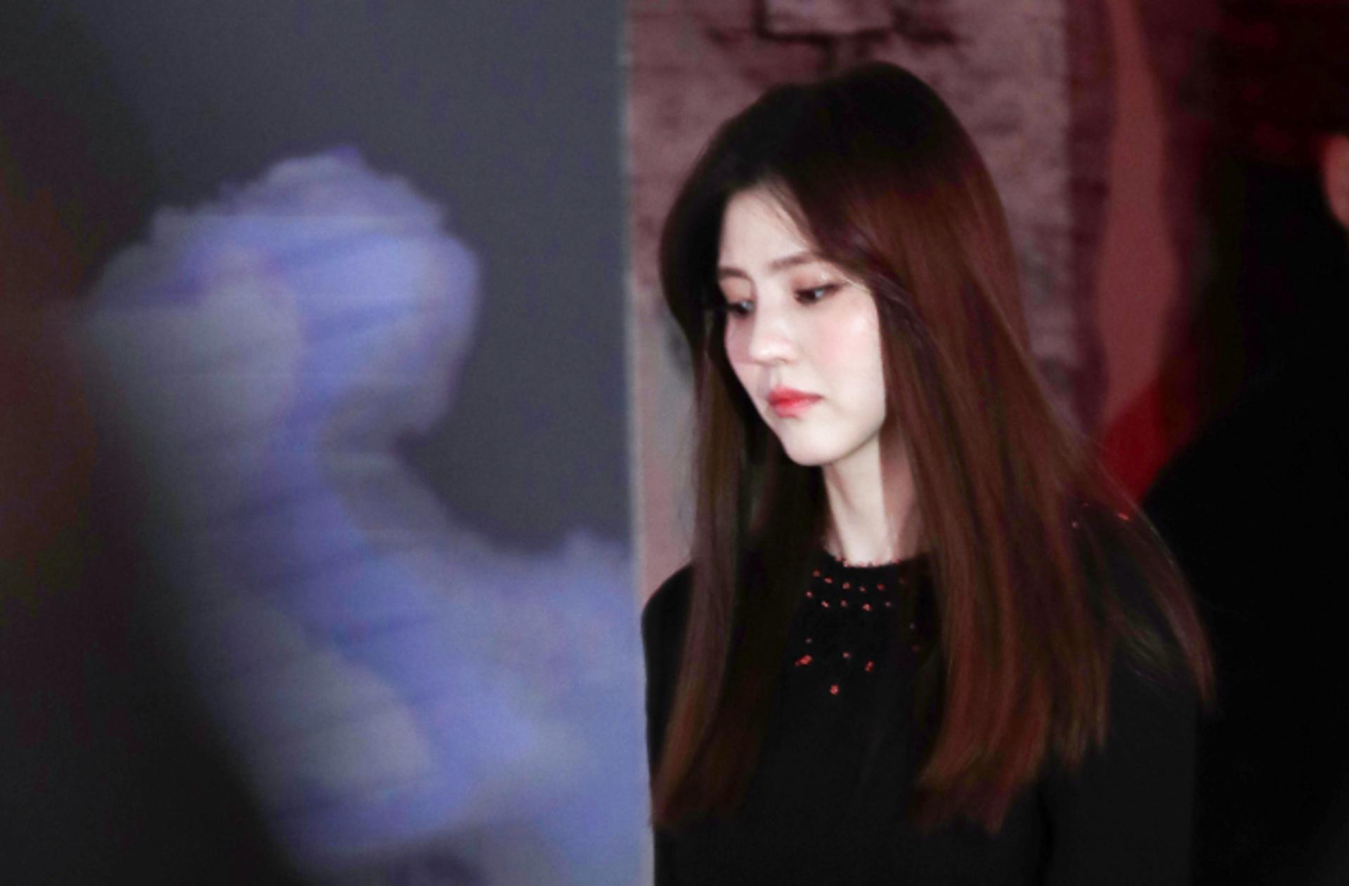 '류준열♥' 한소희, 블로그 글 전부 삭제… 논란 의식?