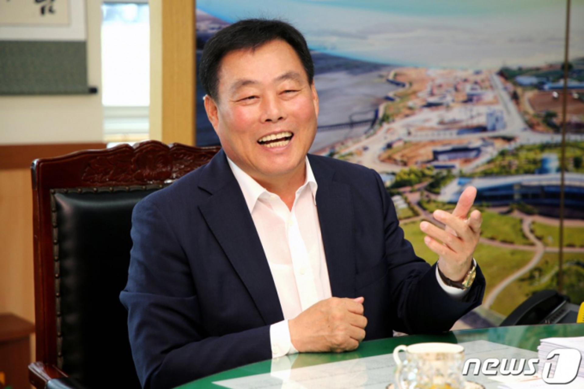 김산 무안군수 "전남국립의대 서남권 신설 바람직"