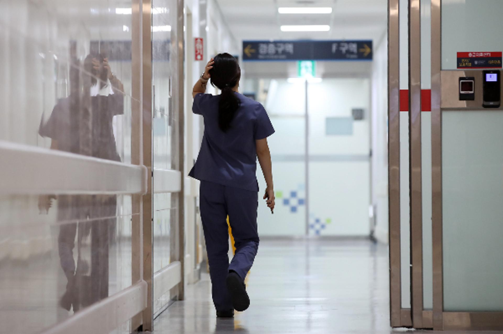 간호사들 "의정 갈등, 국민과 간호사 '새우등' 터졌다"