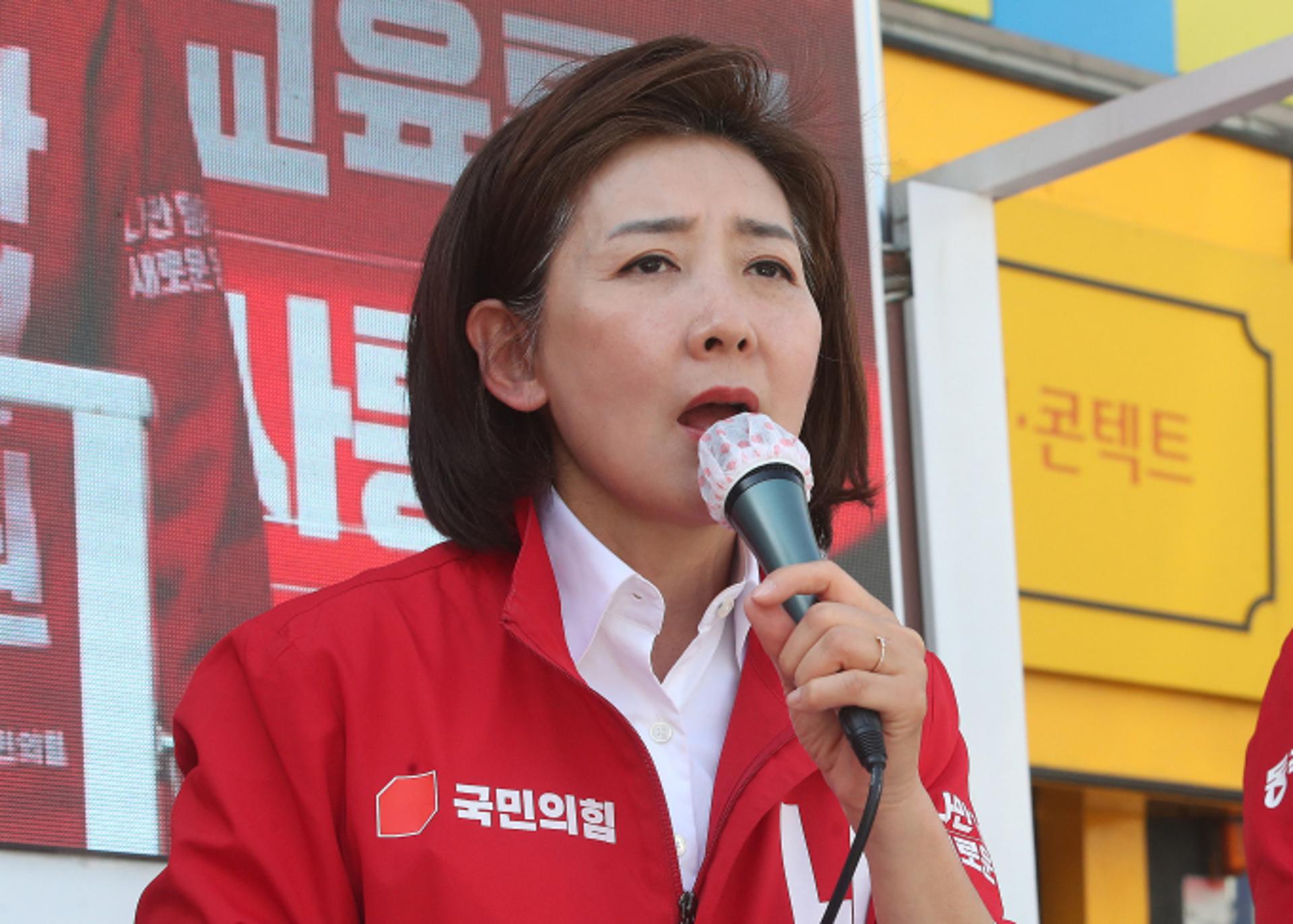 나경원 동작을 당선 '확실'… 출구조사 뒤엎고 5선
