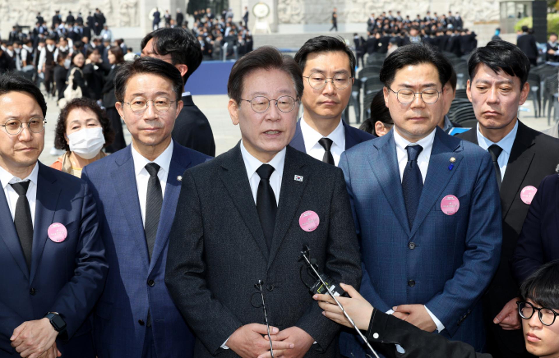 이재명, 尹 4·19 혁명 기념식 불참에… "아쉽다는 생각 들어"