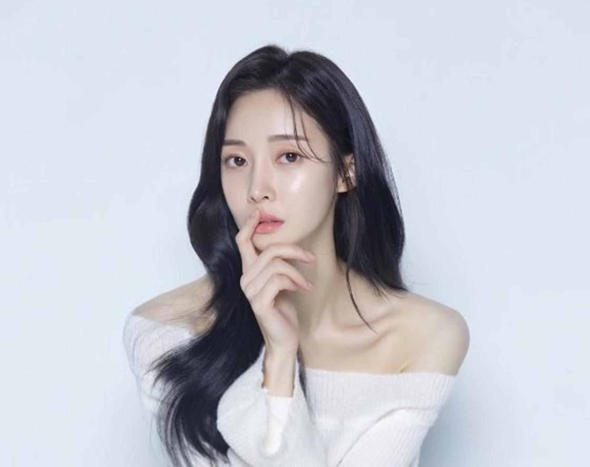 임신 발표하더니… 티아라 아름, 남자친구와 결별설?