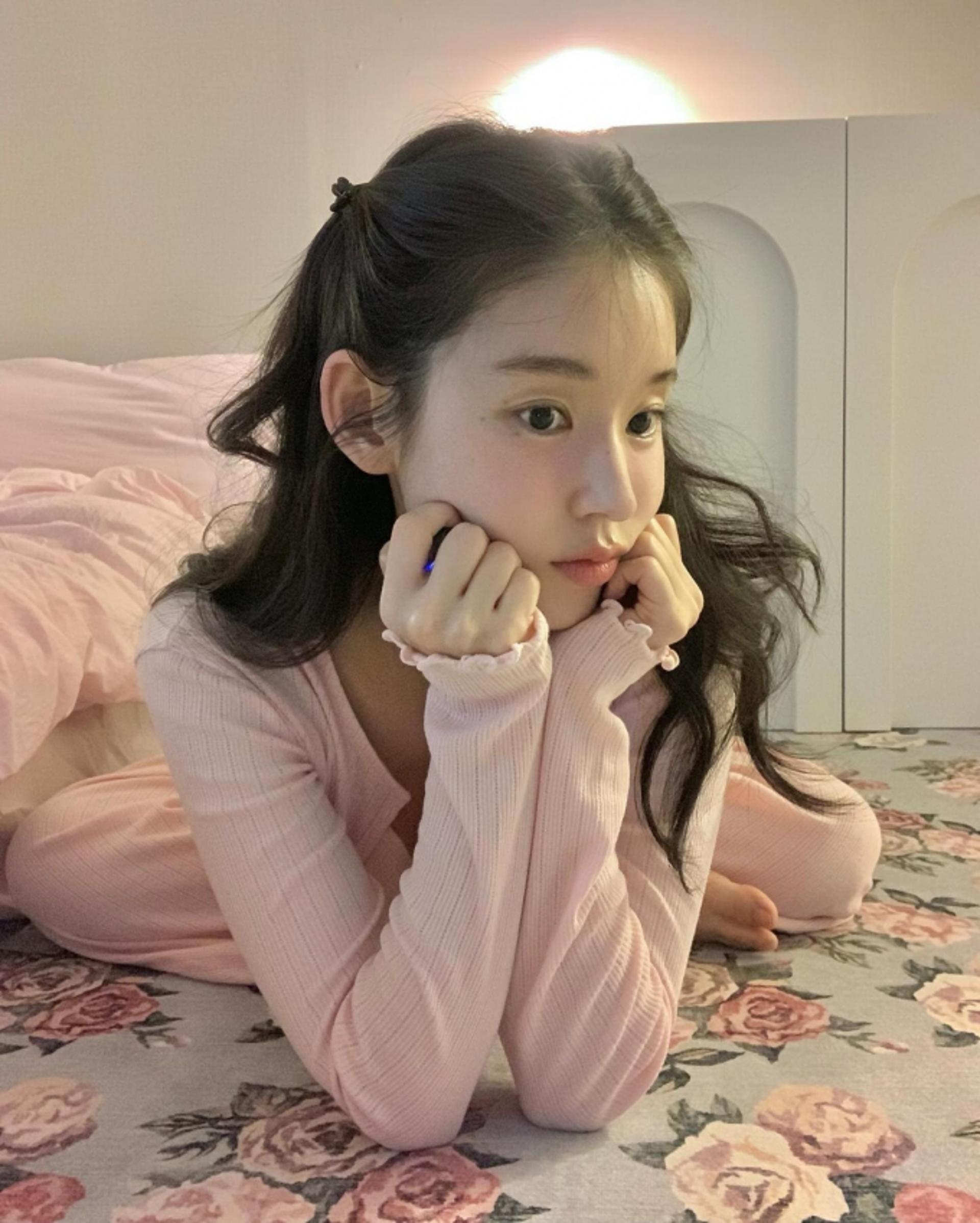 박환희, 이 얼굴이 30대? 소녀 같은 핑크 잠옷 자태