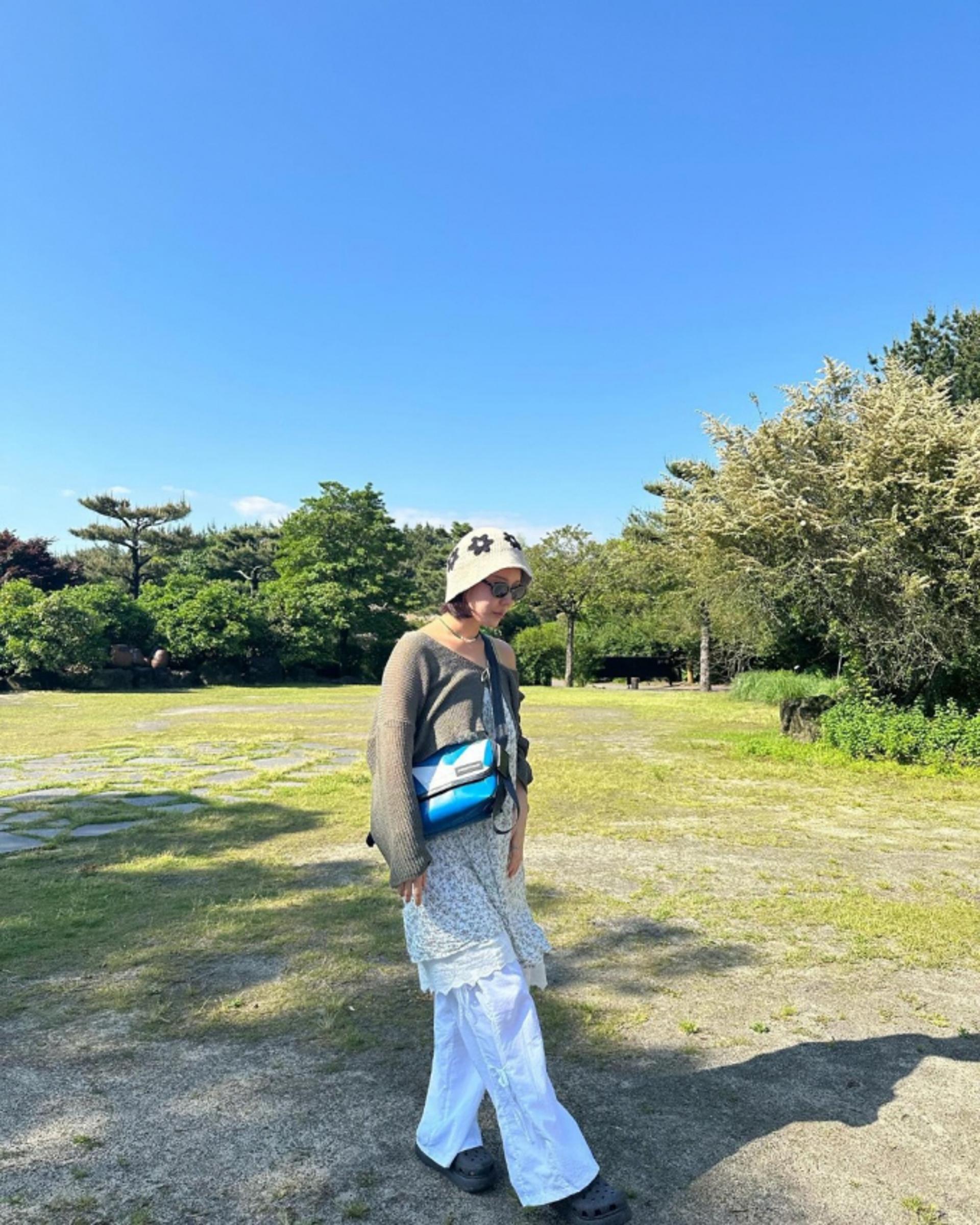 가수 나비, 제주도 일상! 스타일리시한 엄마의 패션