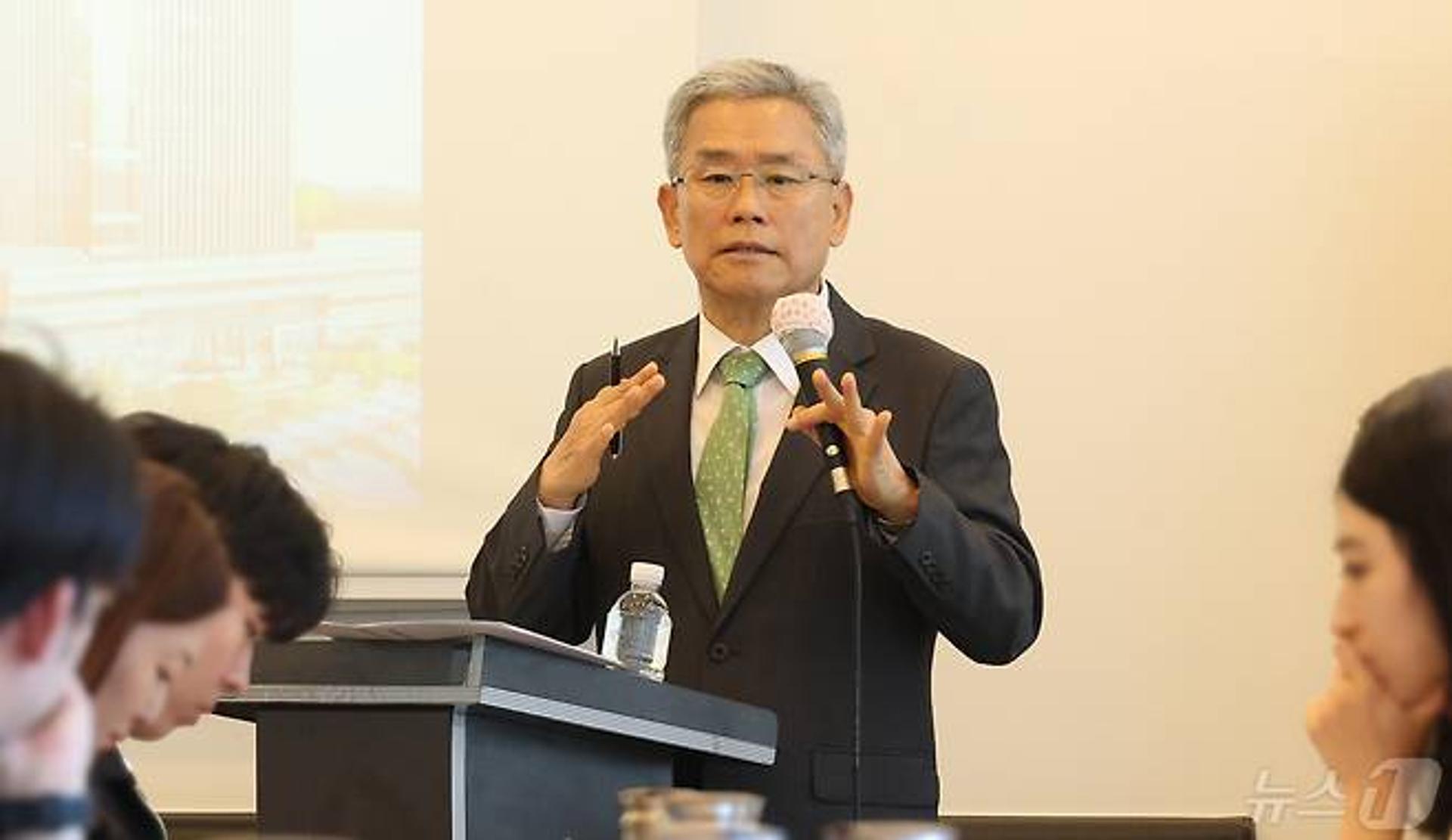 김동철 한전 사장 "전기요금 정상화 반드시 필요"