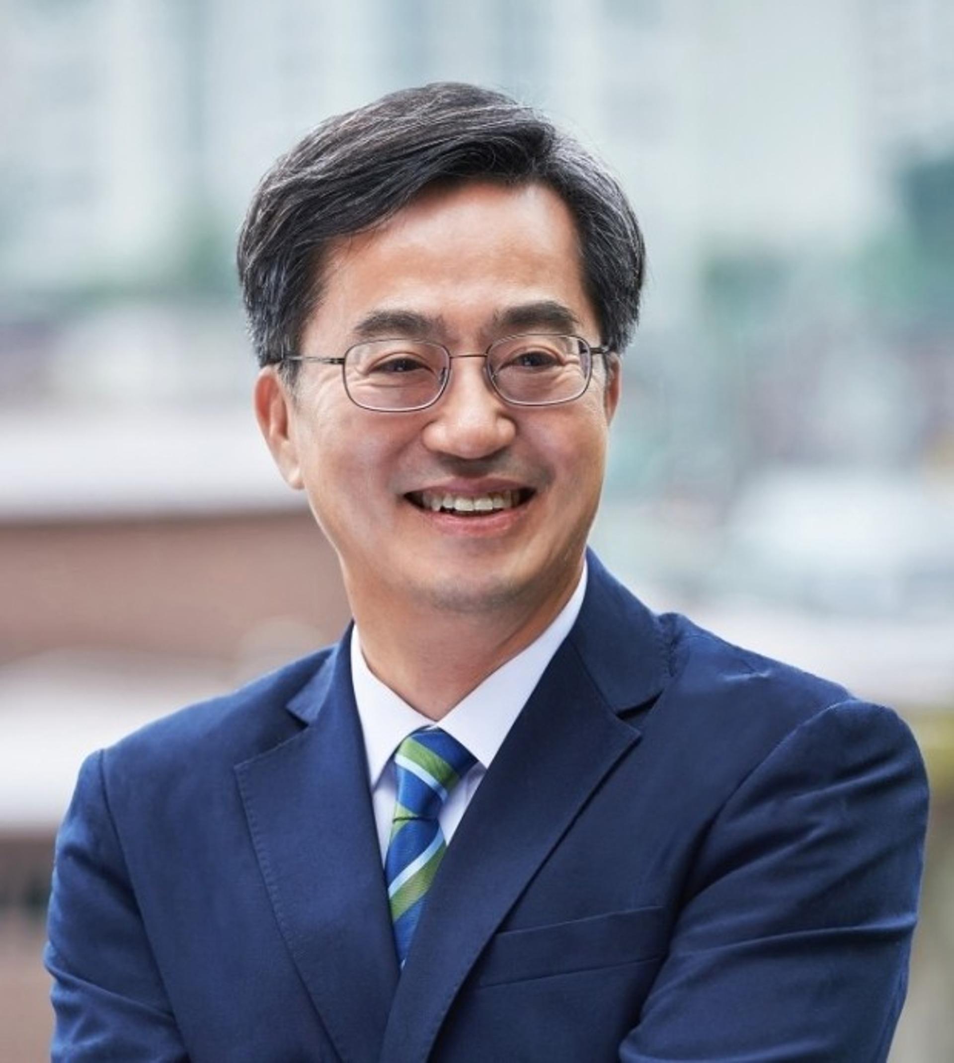 김동연, 시도지사 지지층 확대지수 '21개월째 1위'