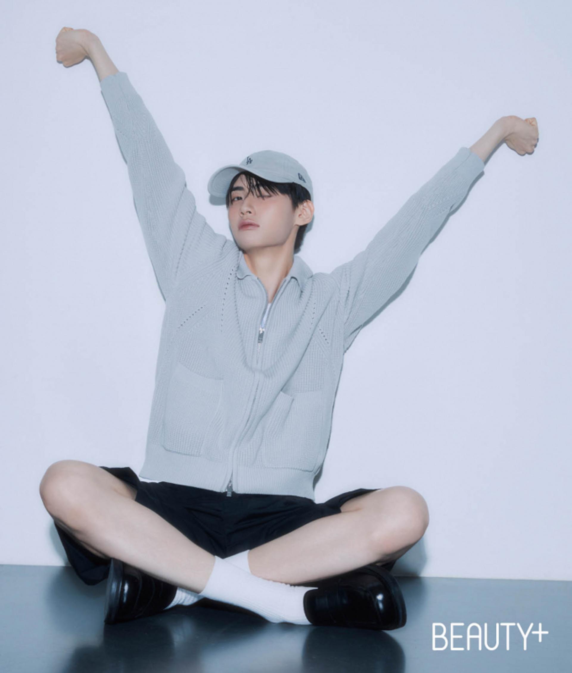 이진혁, 화보 공개…올라운더 아티스트다운 다채로운 매력