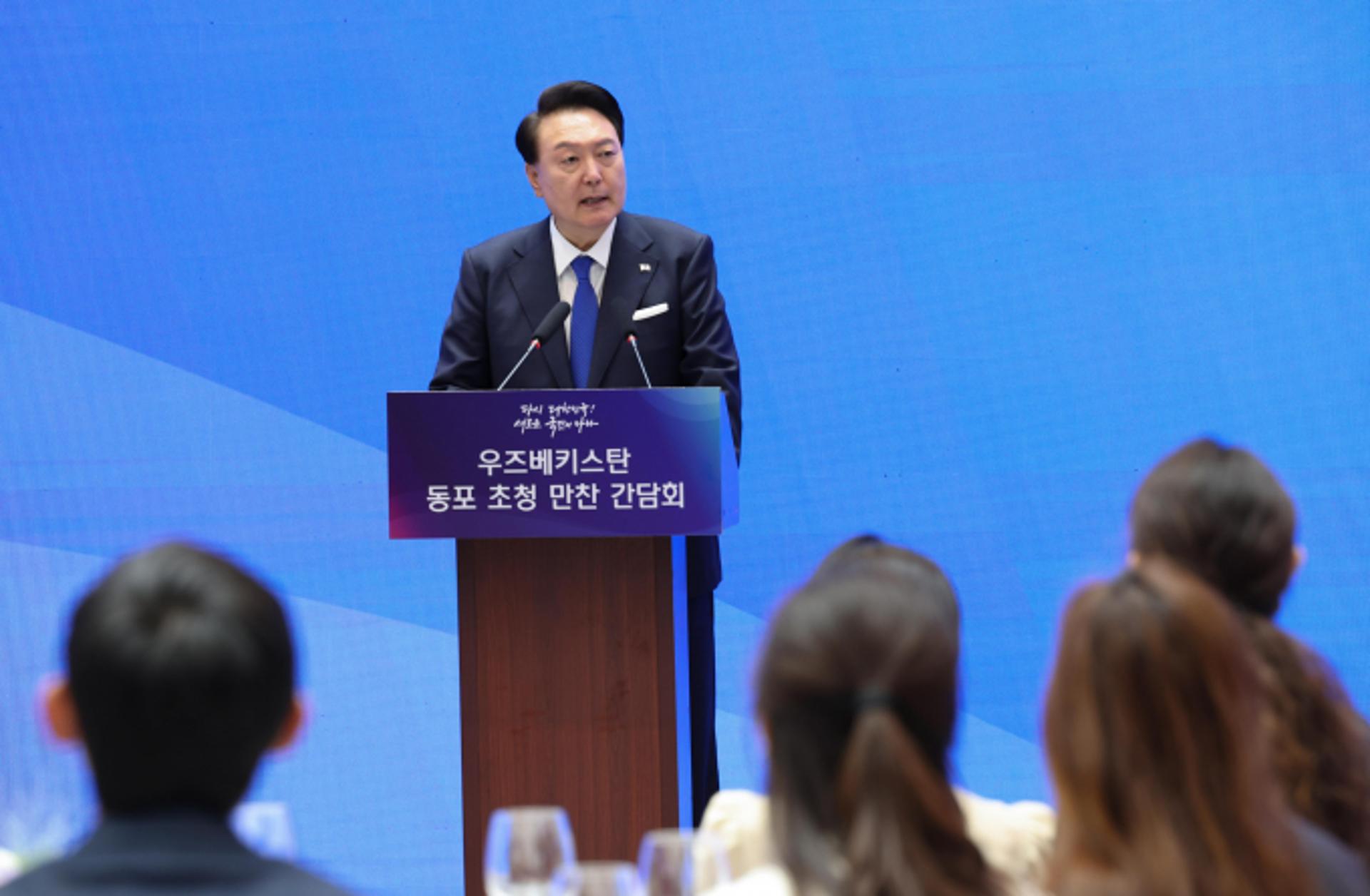 윤 대통령 "한-우즈벡, 관계 발전… 동포 삶 더 좋아질 것"