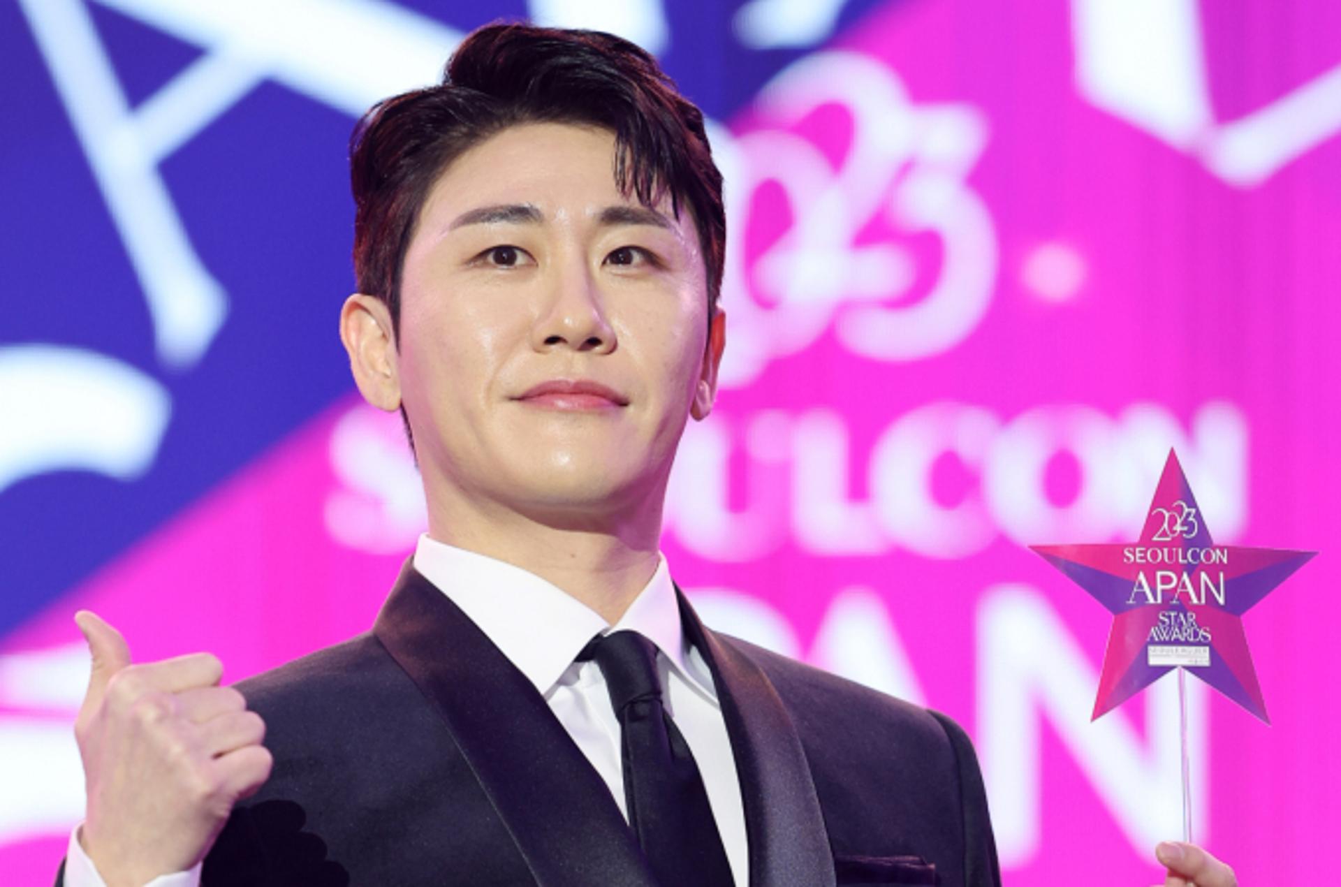 "업무방해 따져봐야"… 영탁 前소속사 대표, 음원 사재기 인정