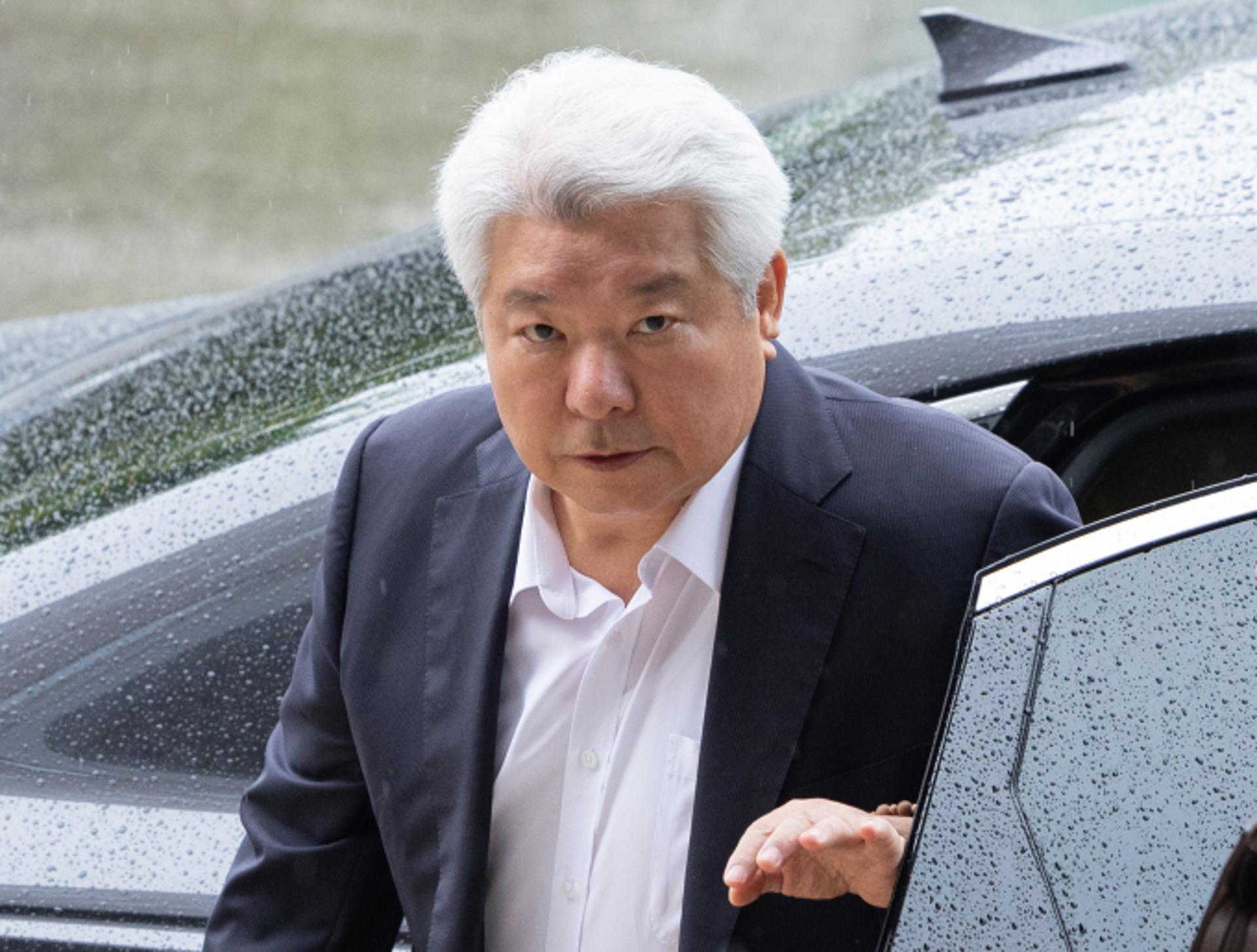 윤 대통령, 김홍일 방통위원장 사의 수용