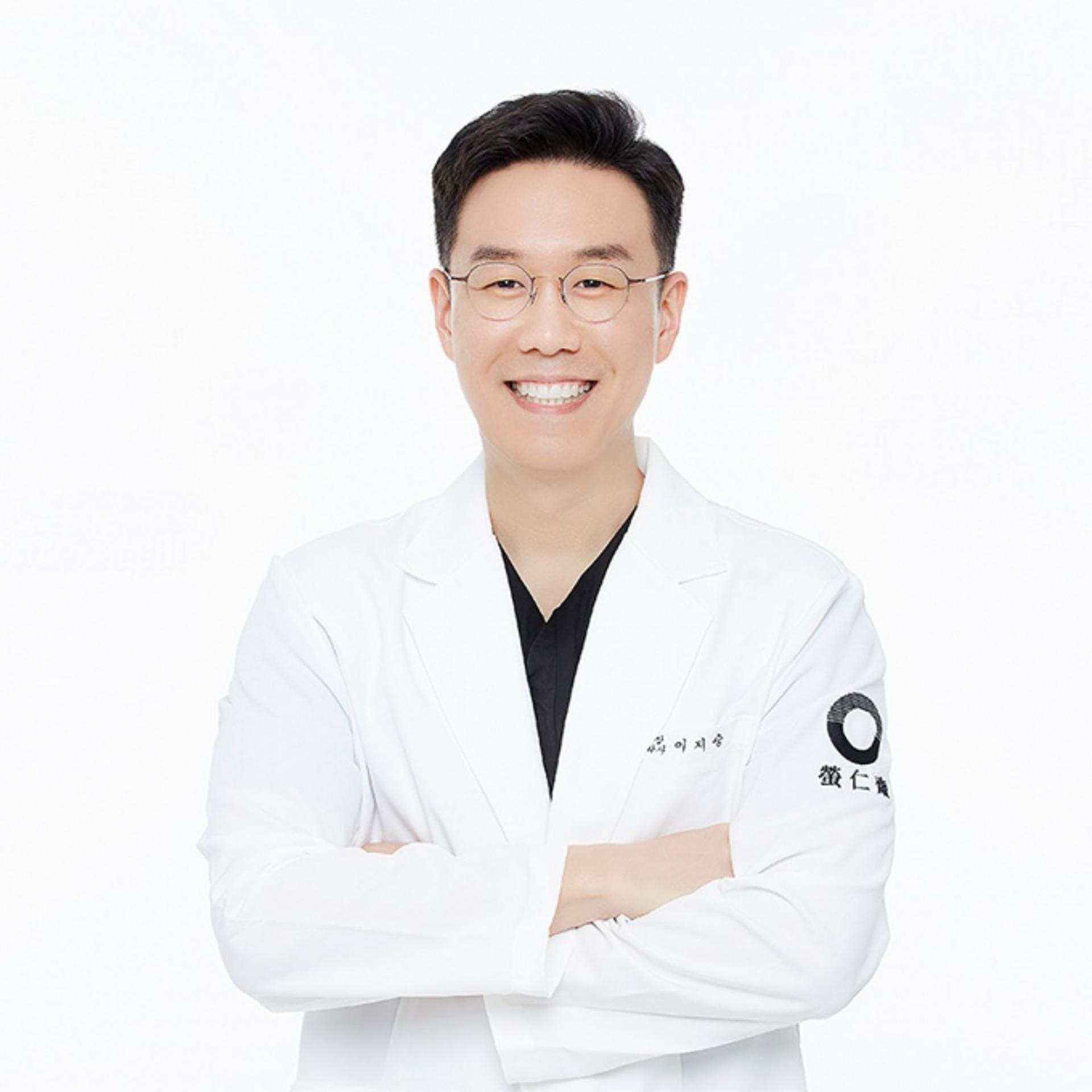 [기고] 갱년기증후군 근본 원인은 여성 호르몬 결핍이 아니다