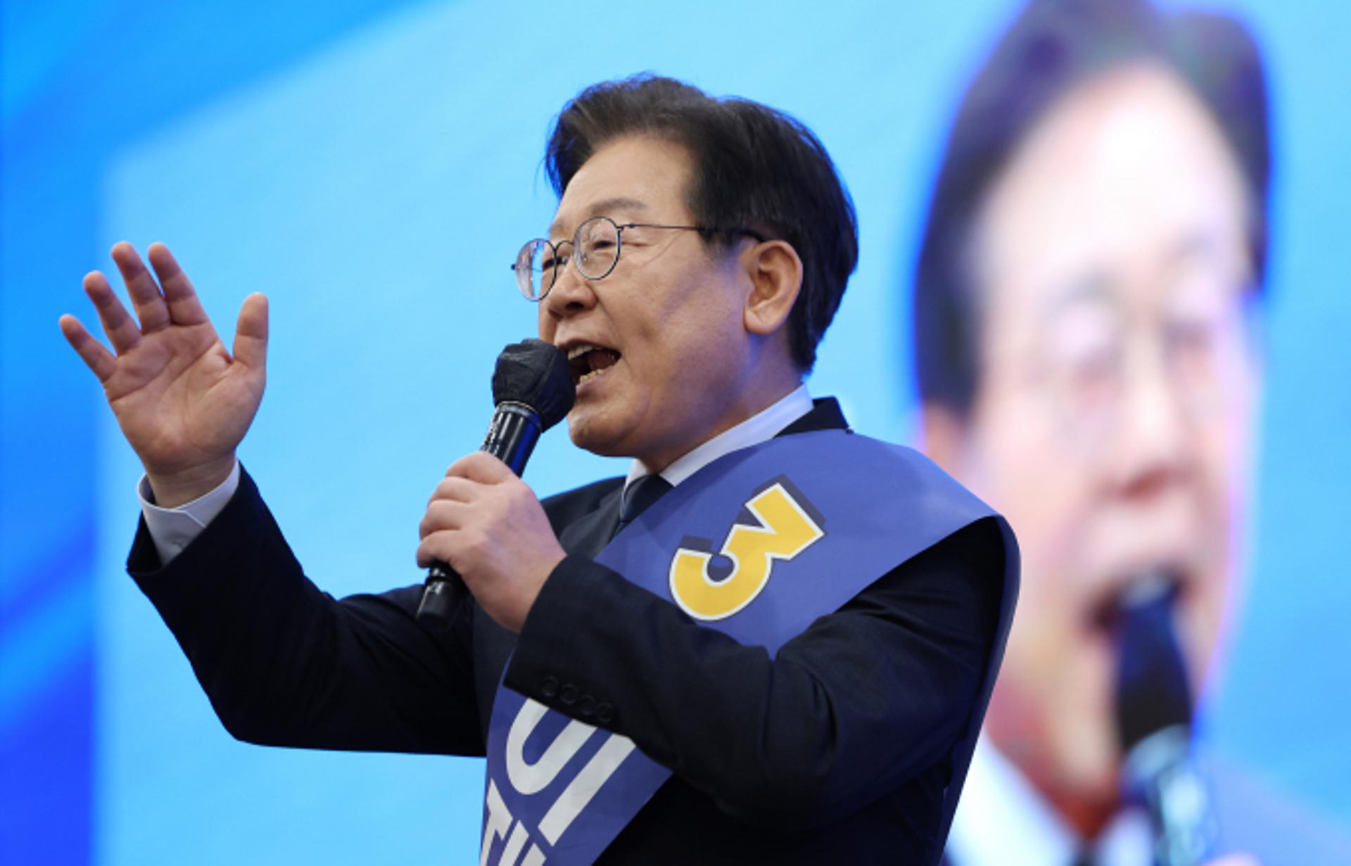 이재명 "한동훈 당선 축하… 국민 앞에 여·야 따로 없어"