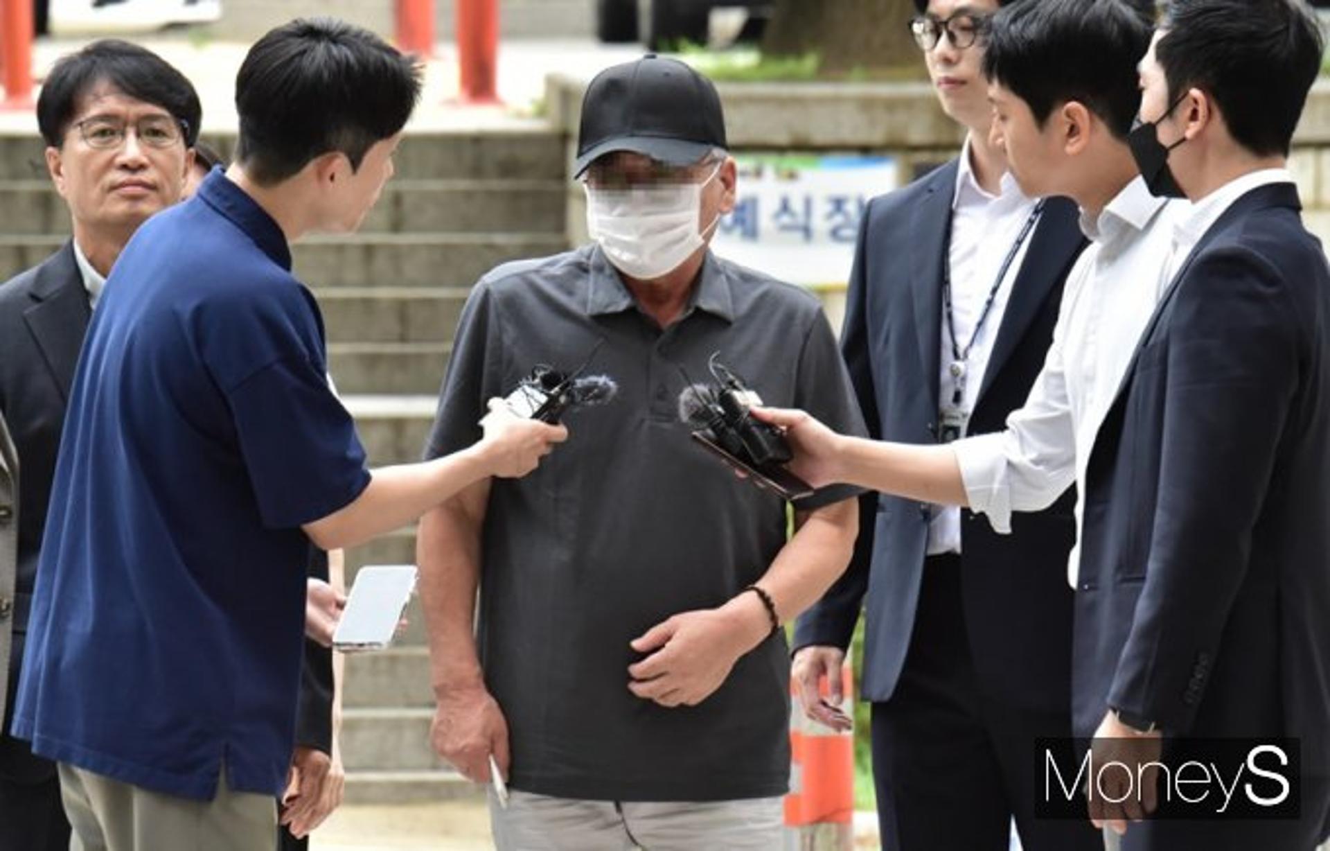 "유족께 너무 죄송"… 시청역 역주행 운전자, 영장심사 출석(상보)