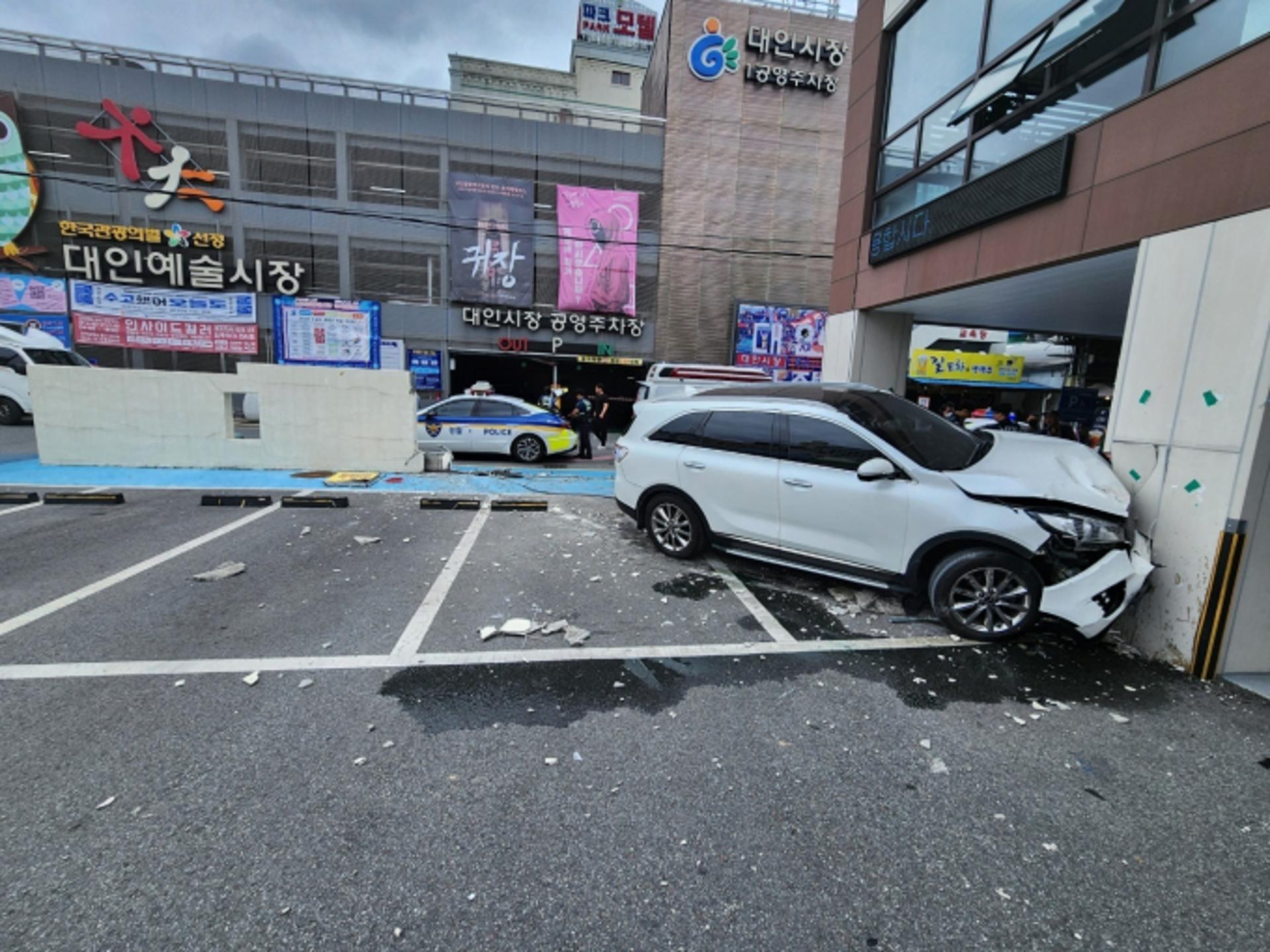 "가속 페달 밟았다"… 급발진 주장 운전자, 뒤늦게 번복한 이유는?
