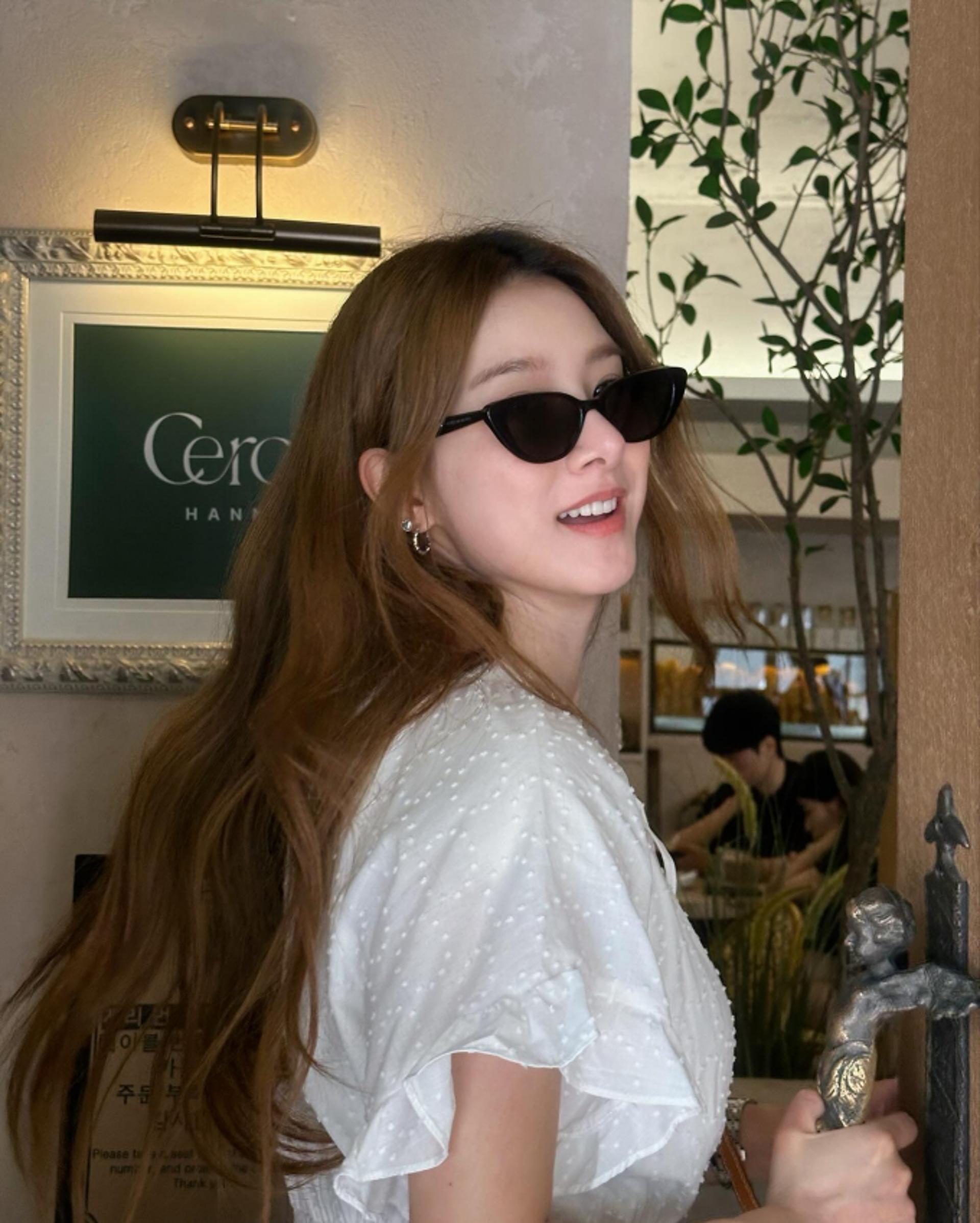 김소은, 썸머 바이브 넘치는 청순 데이트룩