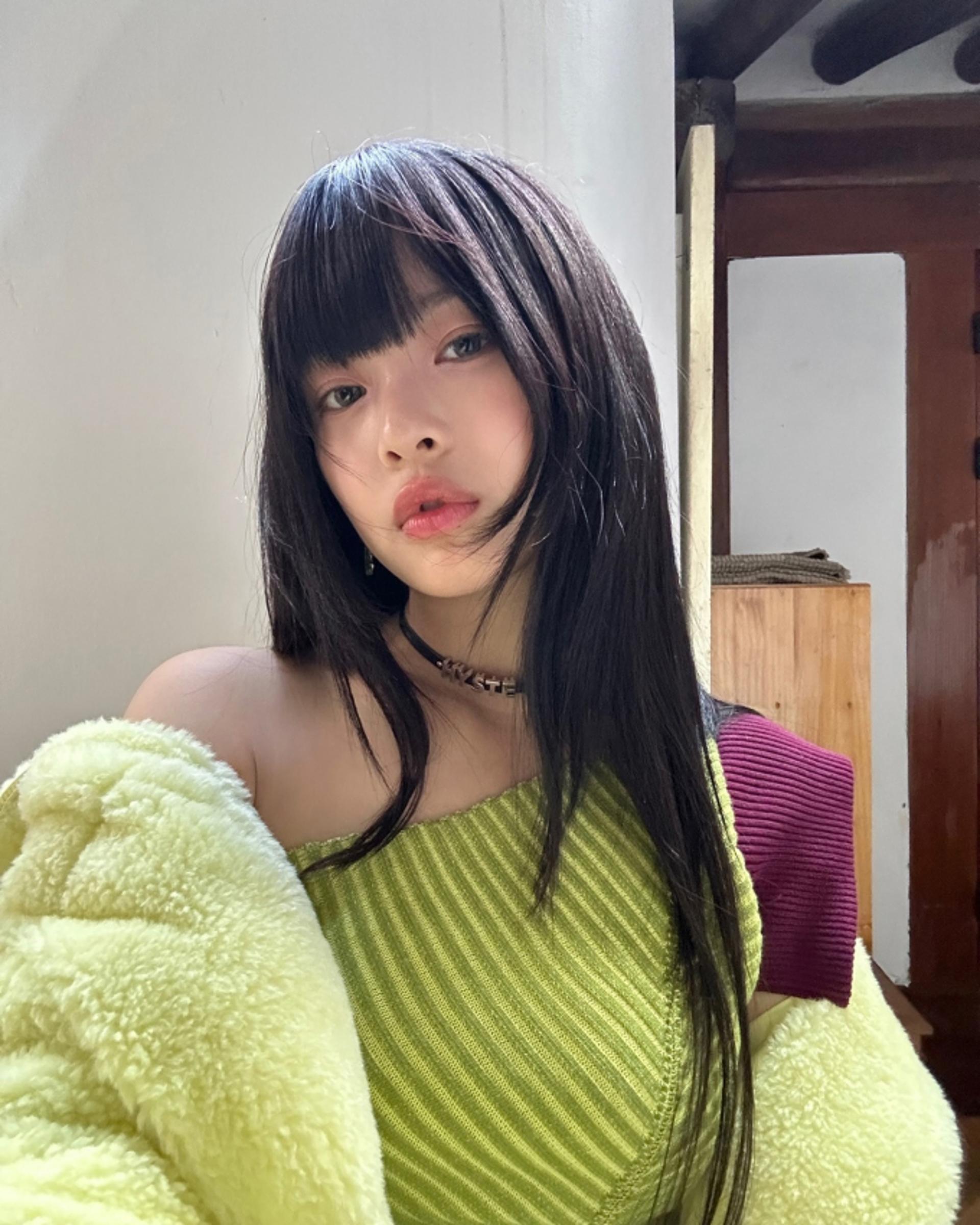 뉴진스 하니, 한여름에 퍼 코트 입었는데 청량美 무엇?