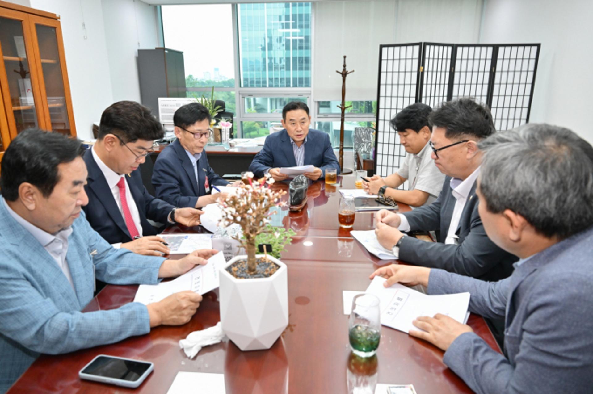 [동정] 백영현 , 포천-철원 고속도로 관련 국회토론회 참석