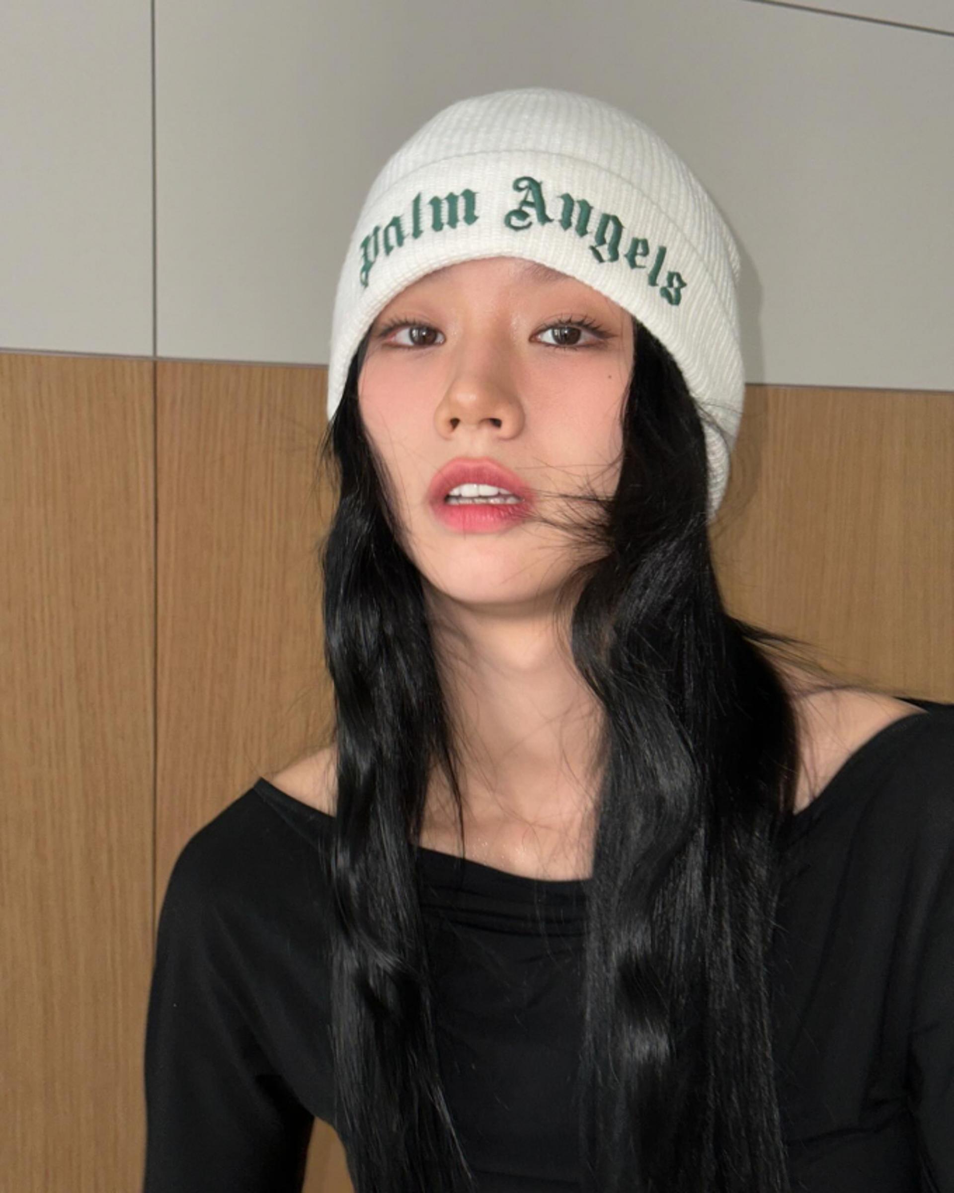 혜리, 화보 비하인드 공개… 힙한데 귀엽기까지