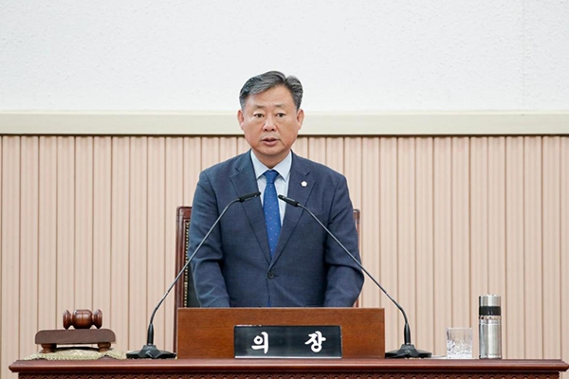 멈춰섰던 구리시의회 다시 재개