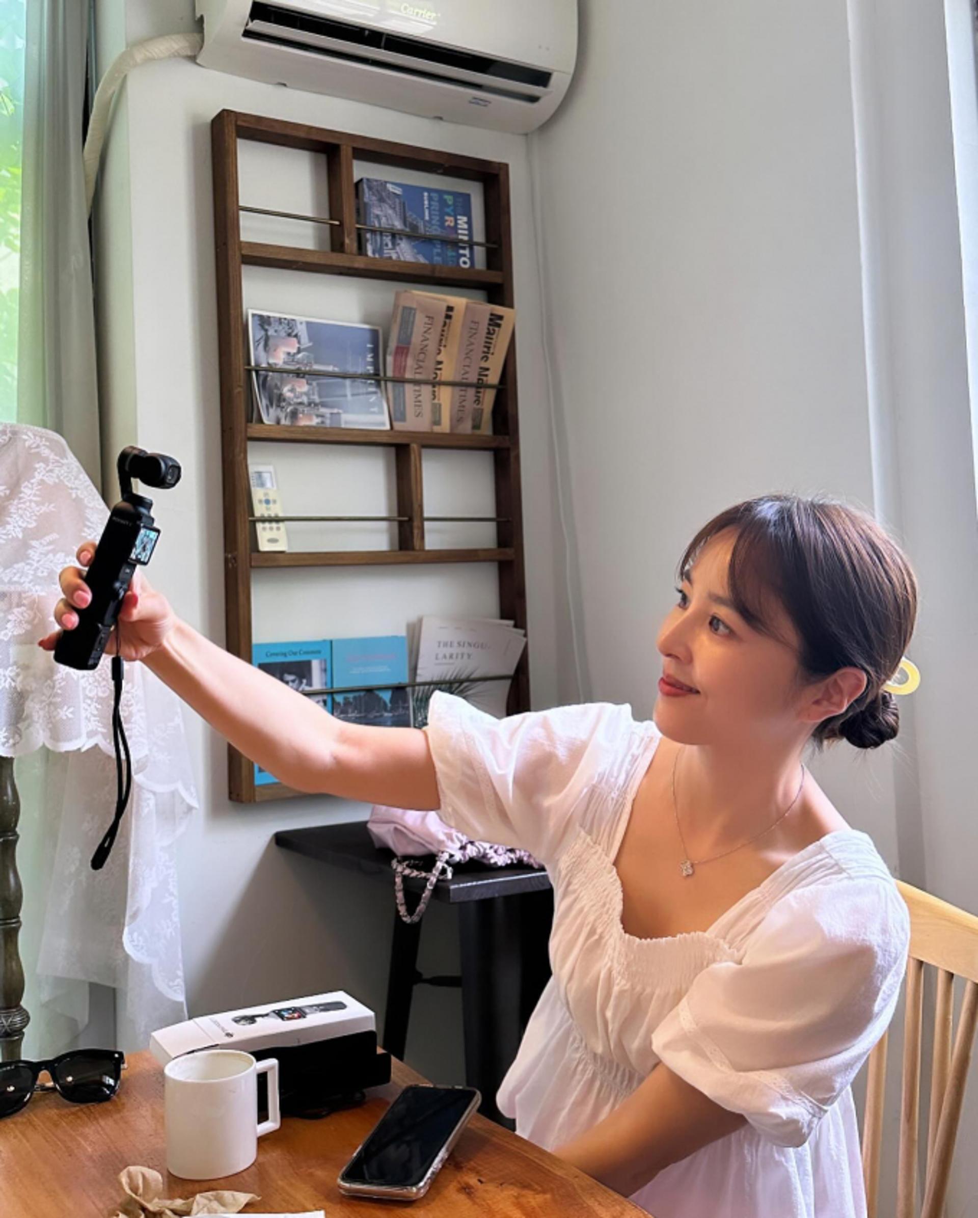 '기성용♥' 한혜진, 일상 패션…샤방한 공주님 재질