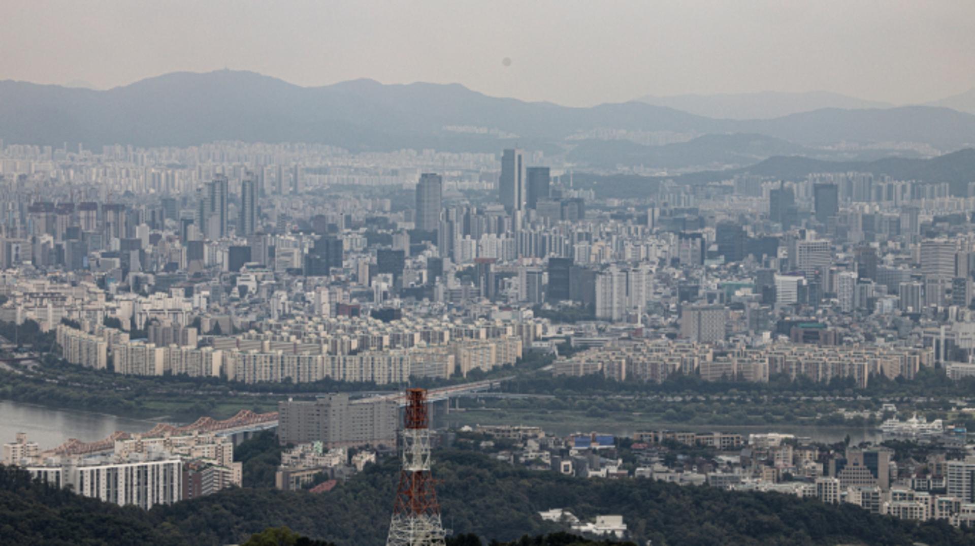 서울 아파트 분양가 평당 4300만원… 물가 대비 18배 올랐다