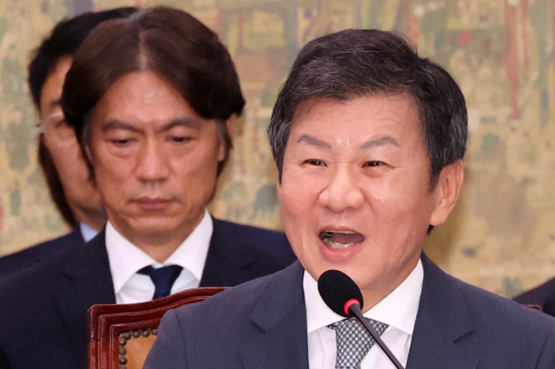 "중학생보다 못한 수준"… 축협, 감독 선임 자료 한장 내용 살펴보니