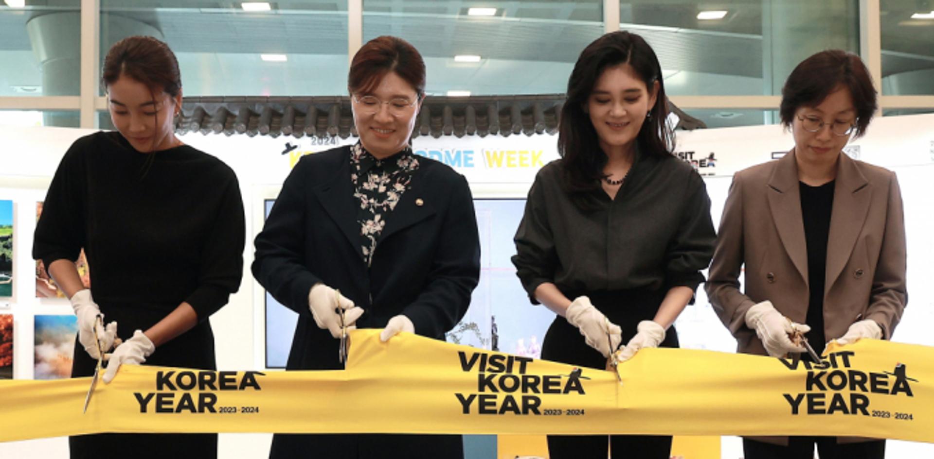 "한국 관광 오세요"… 제주에 뜬 이부진