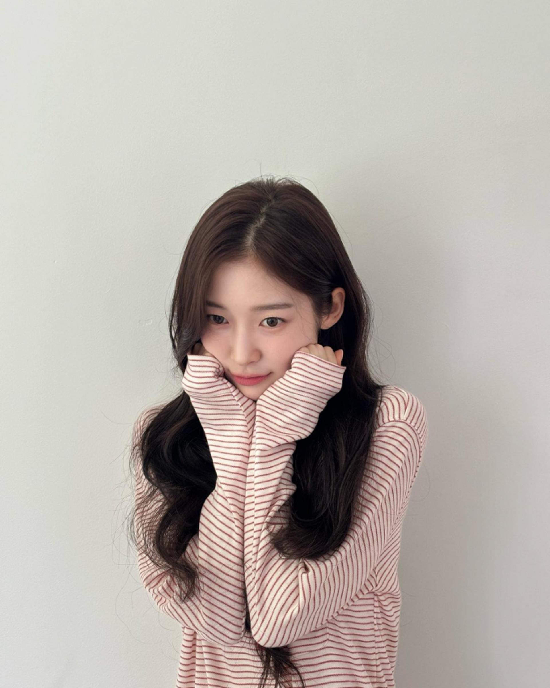 오마이걸 아린, 집에서 이런 모습?…라운지웨어 스타일링